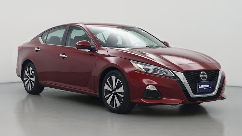 2021 Nissan Altima SV Hero Image
