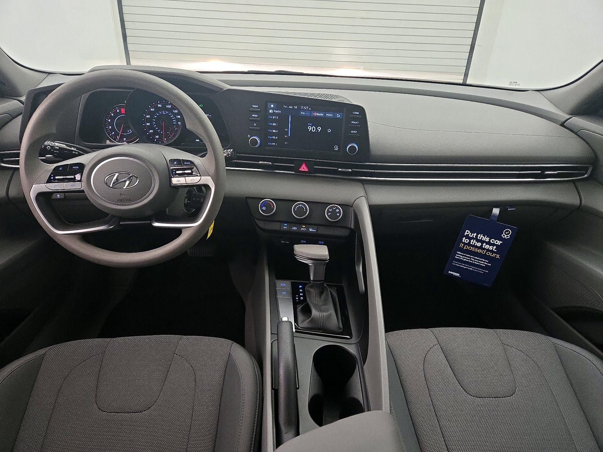 Thumbnail: 2022 Hyundai Elantra - 9