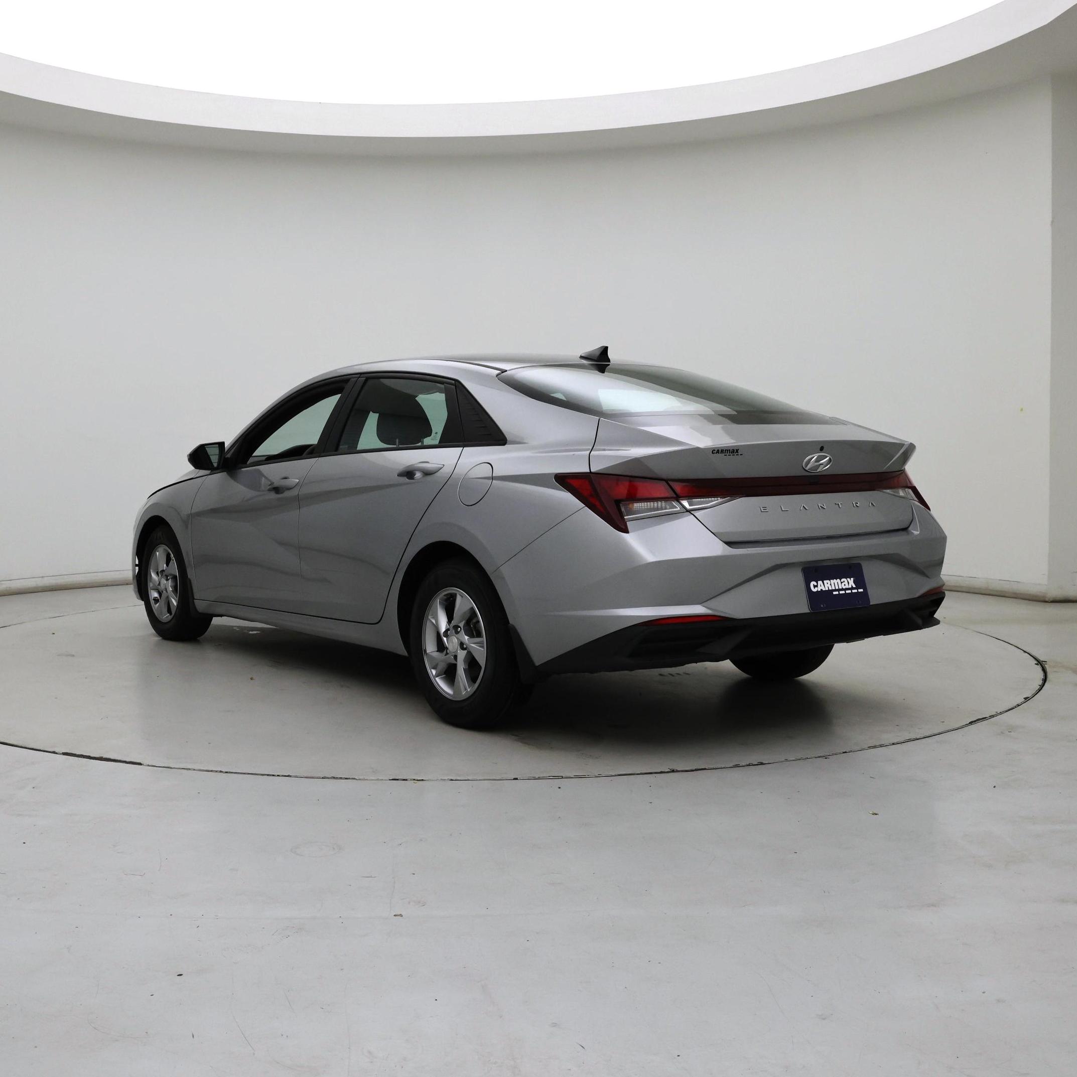Thumbnail: 2022 Hyundai Elantra - 2