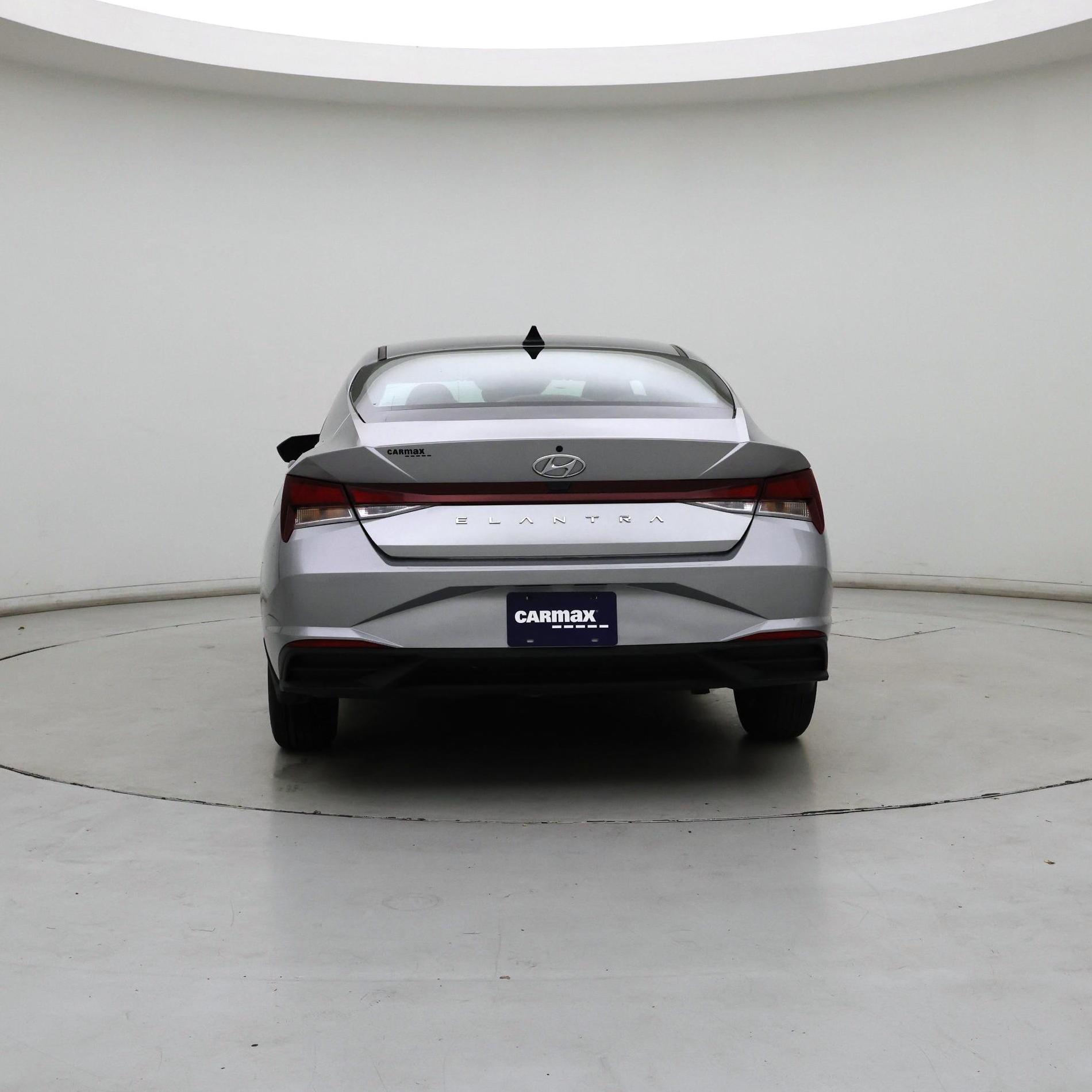 Thumbnail: 2022 Hyundai Elantra - 6