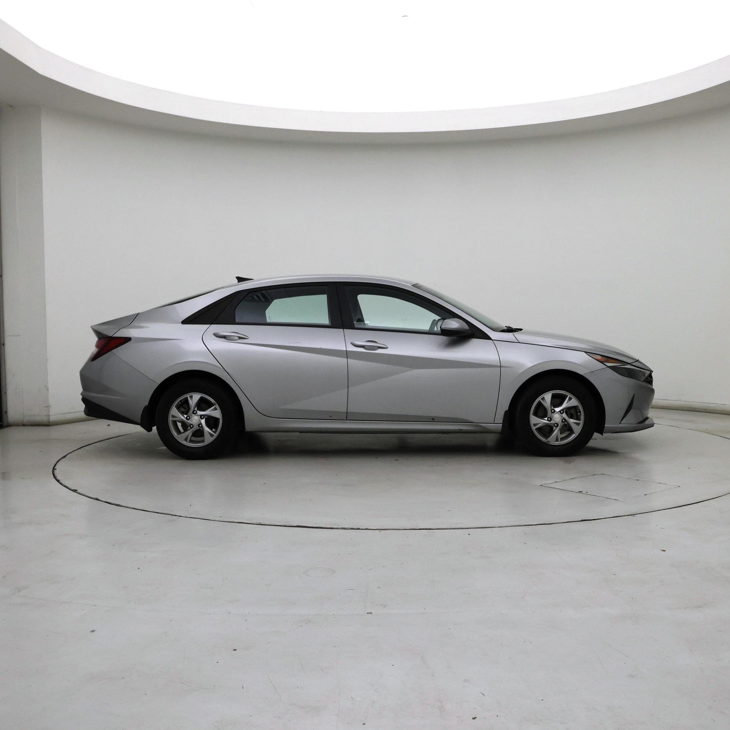 Thumbnail: 2022 Hyundai Elantra - 7