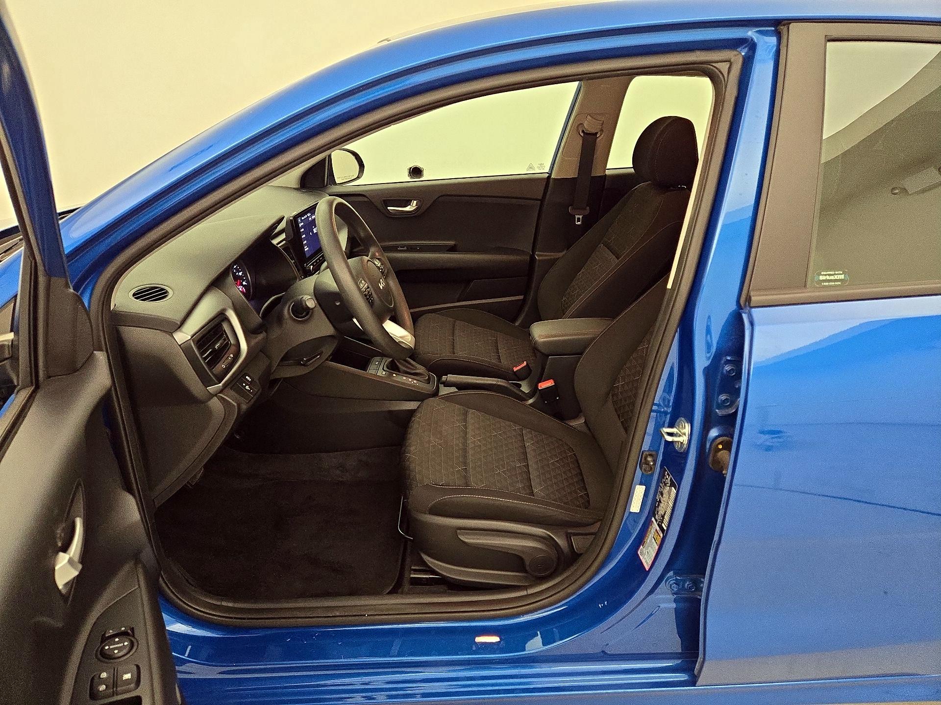 Thumbnail: 2022 Kia Rio5 - 11