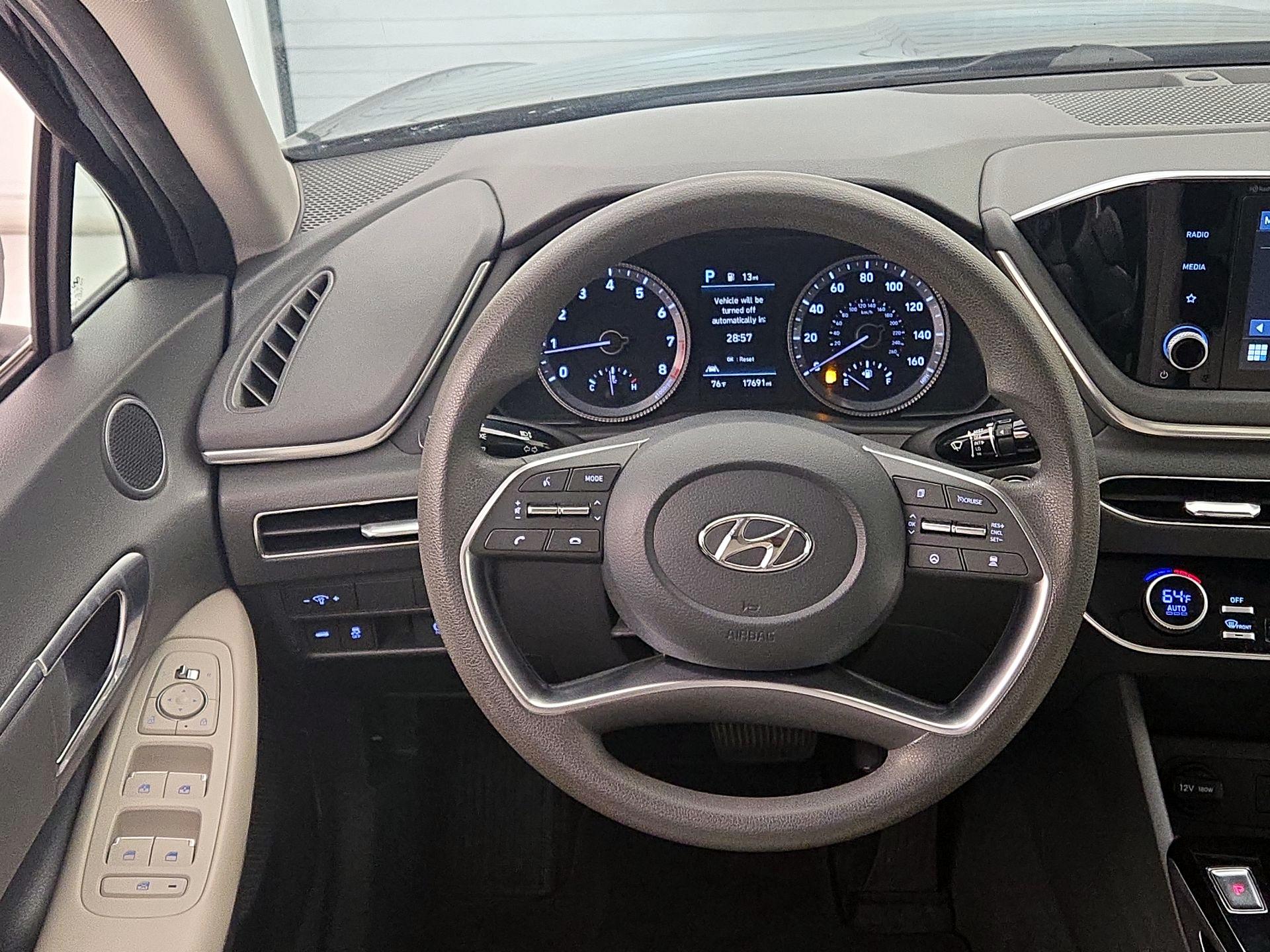 Thumbnail: 2022 Hyundai Sonata - 10