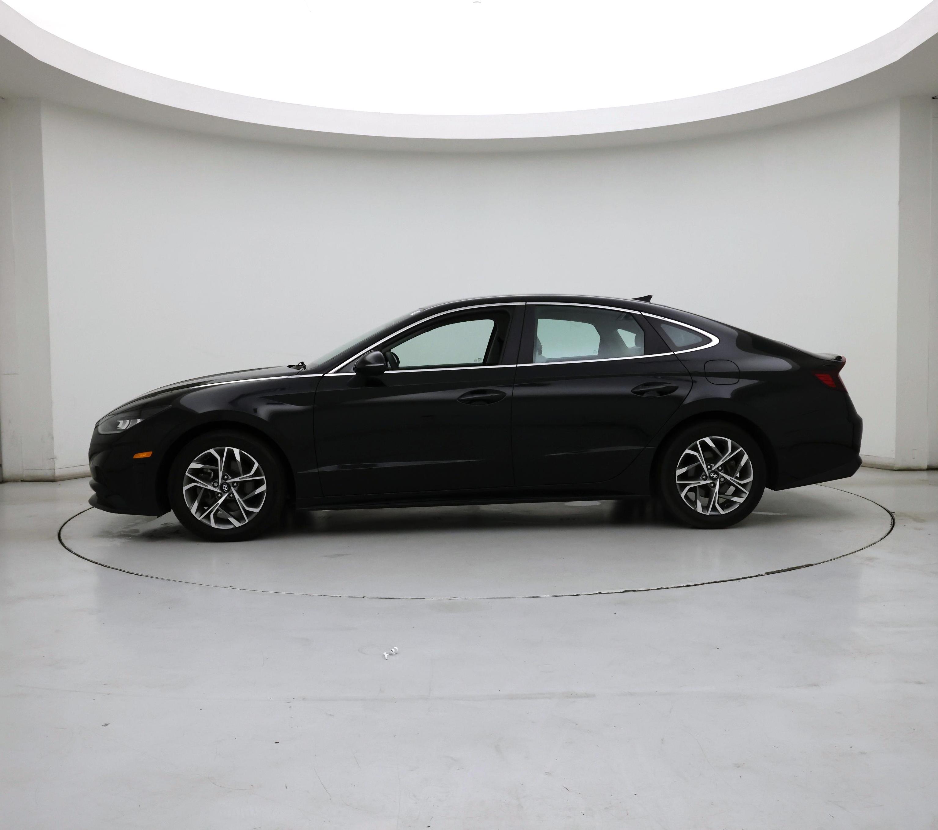 Thumbnail: 2022 Hyundai Sonata - 3