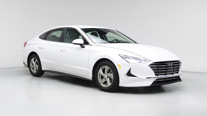 2022 Hyundai Sonata SE Hero Image