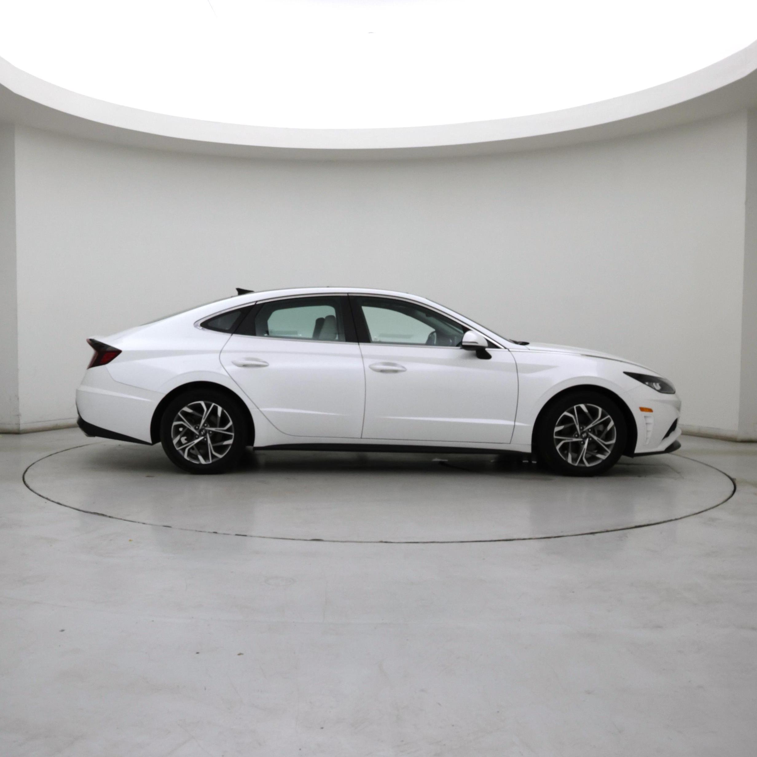 Thumbnail: 2022 Hyundai Sonata - 7