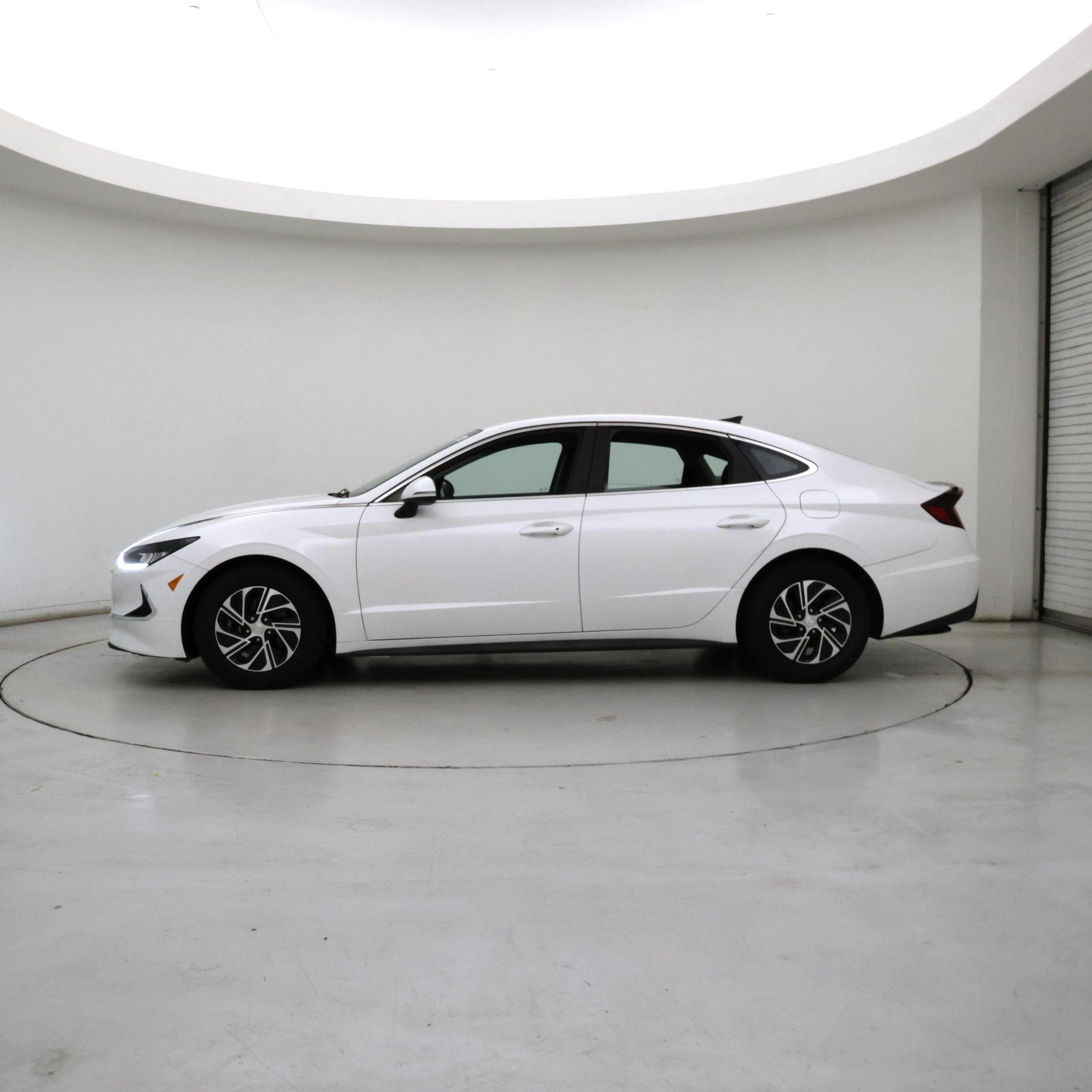 Thumbnail: 2021 Hyundai Sonata - 3