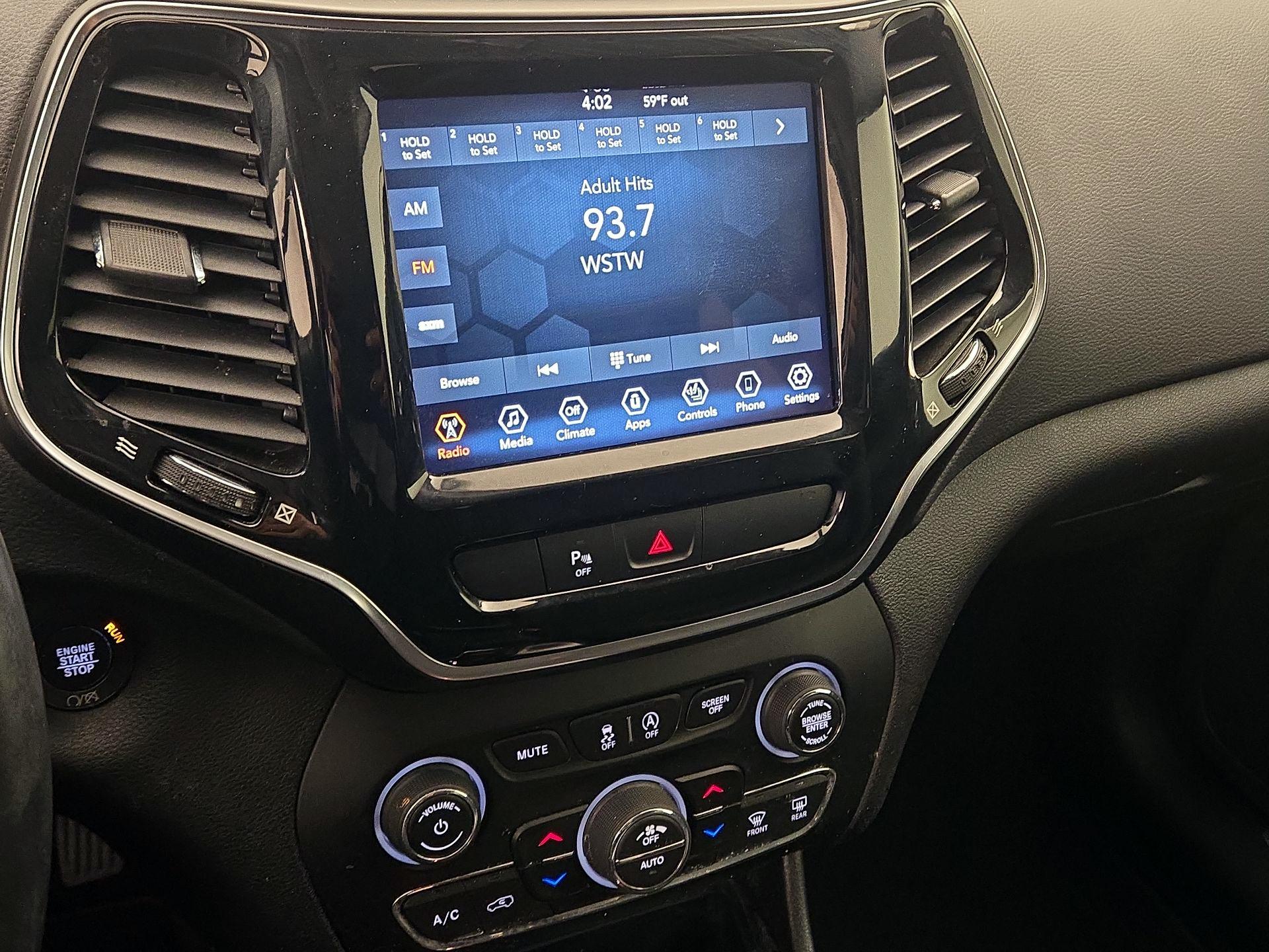 Thumbnail: 2020 Jeep Cherokee - 15