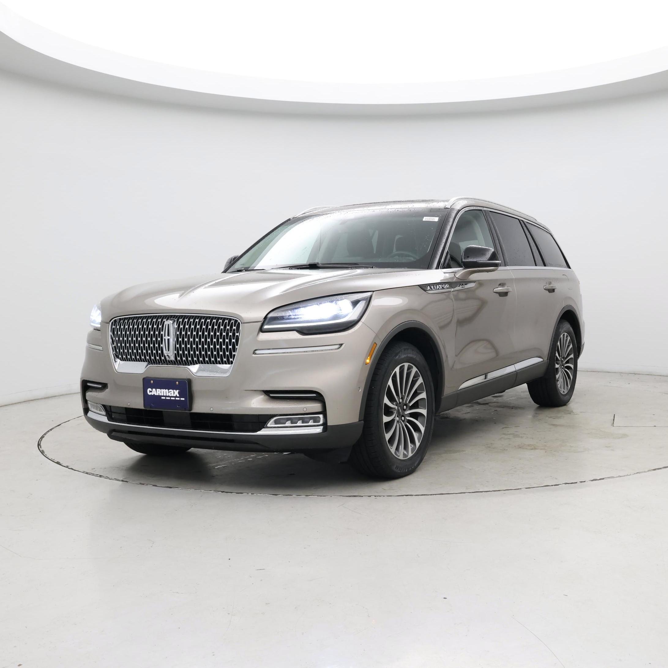 Thumbnail: 2021 Lincoln Aviator - 4