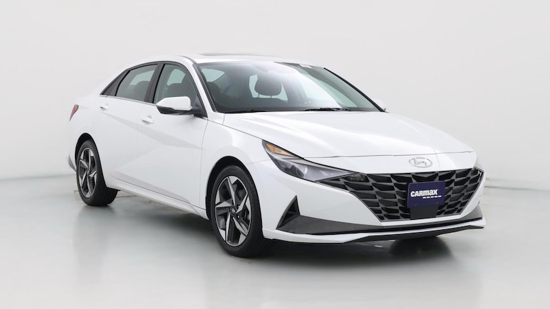 2022 Hyundai Elantra SEL Hero Image