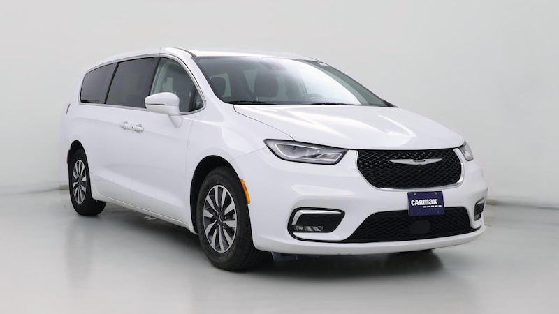 2022 Chrysler Pacifica Hybrid Touring L Hero Image