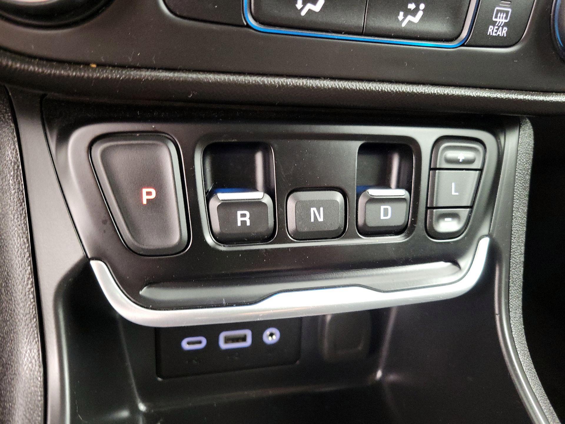Thumbnail: 2020 GMC Terrain - 17