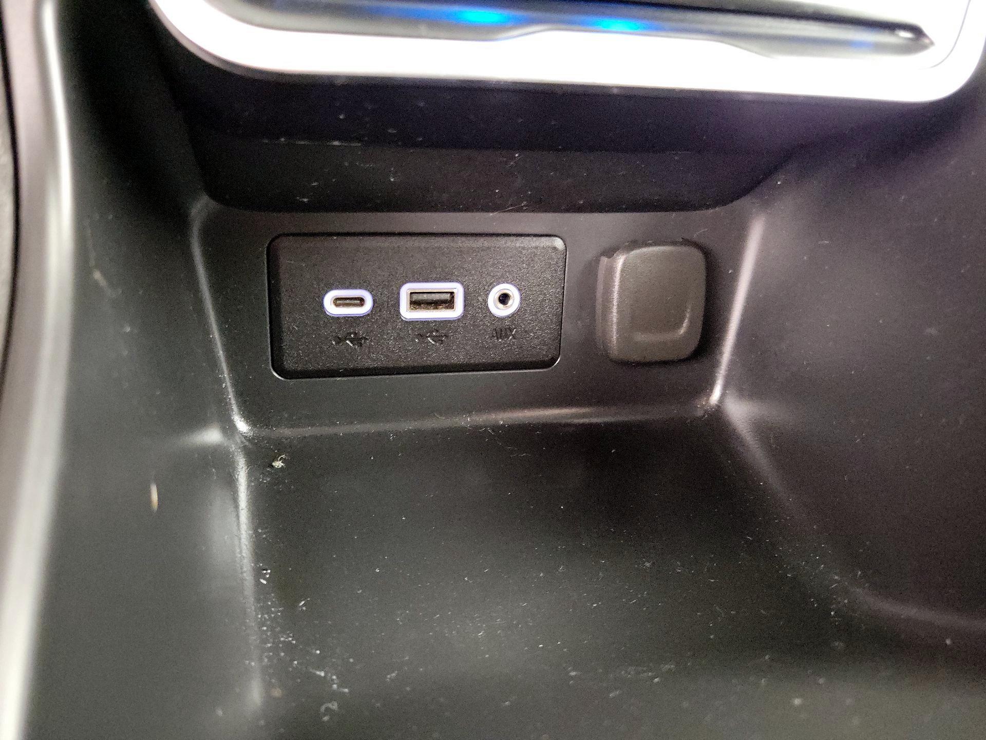 Thumbnail: 2020 GMC Terrain - 18