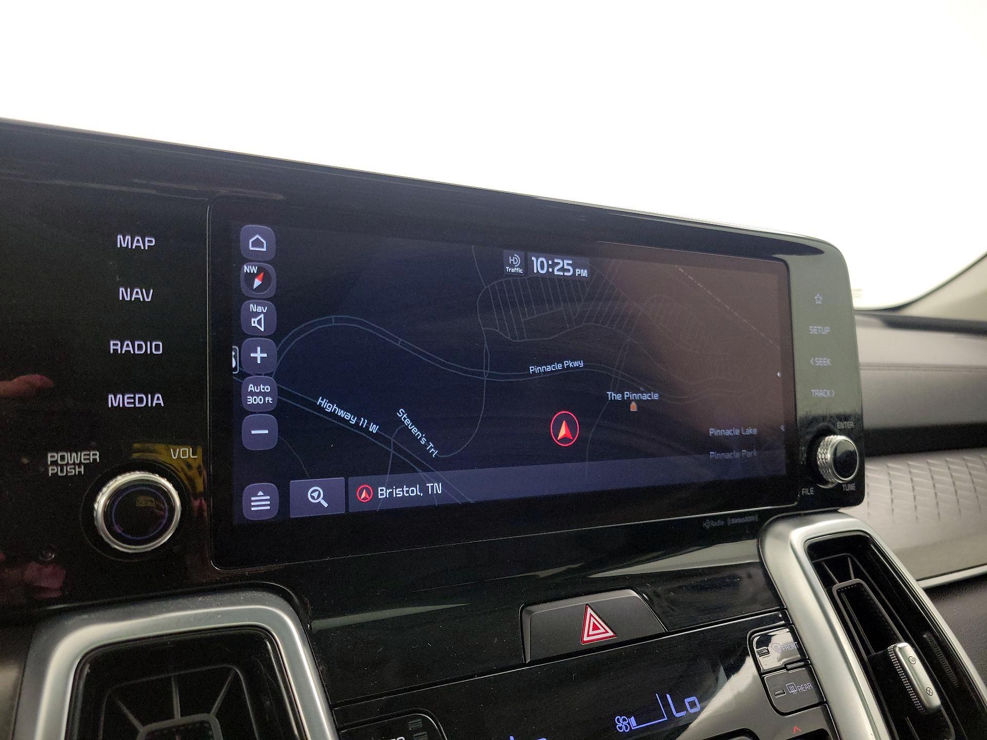 Thumbnail: 2021 Kia Sorento - 14