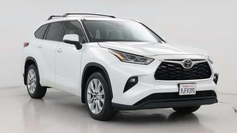 2022 Toyota Highlander Limited Hero Image