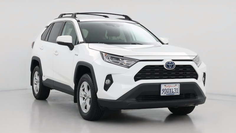 2020 Toyota RAV4 XLE Hero Image