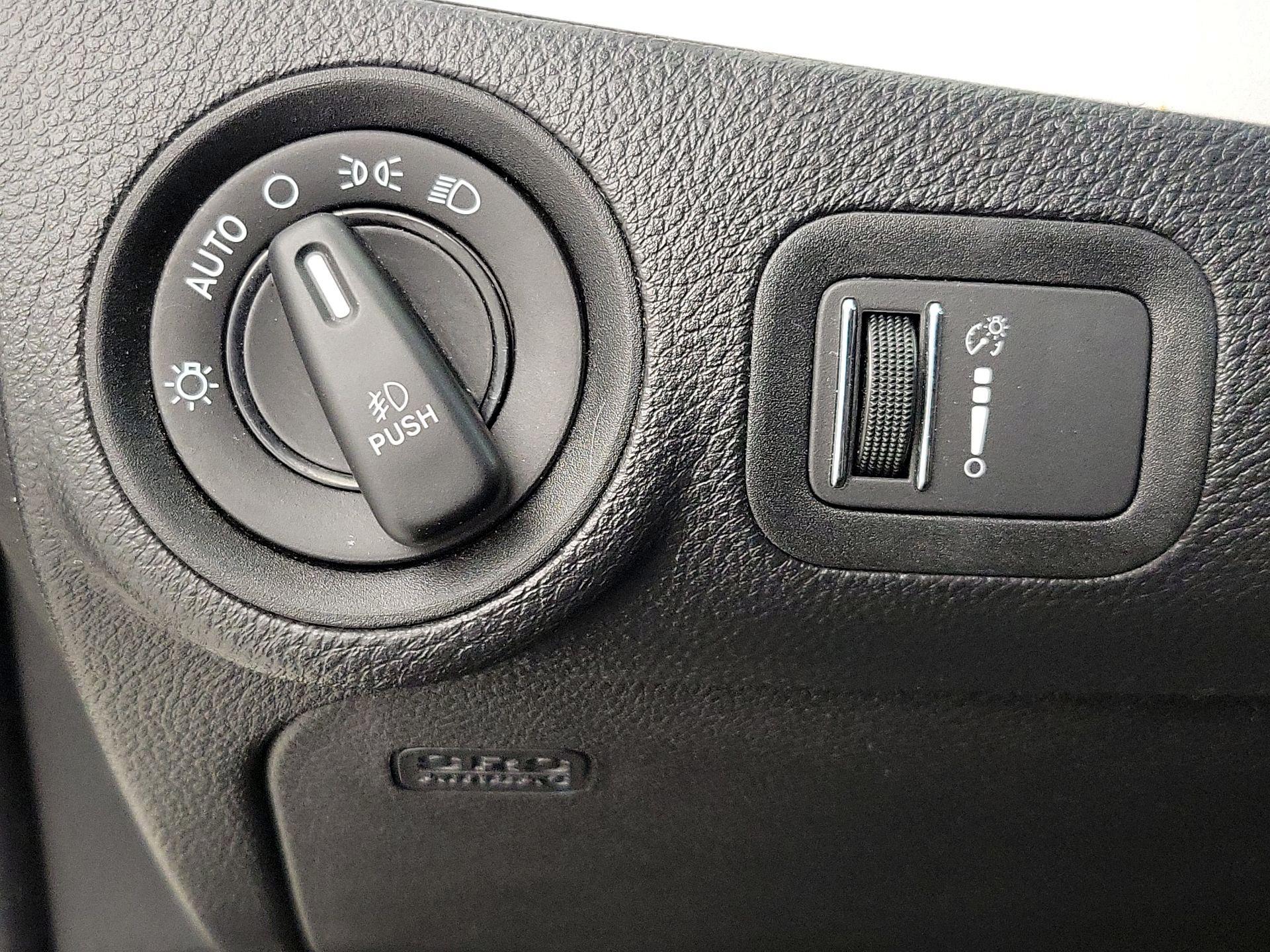Thumbnail: 2019 Dodge Journey - 13