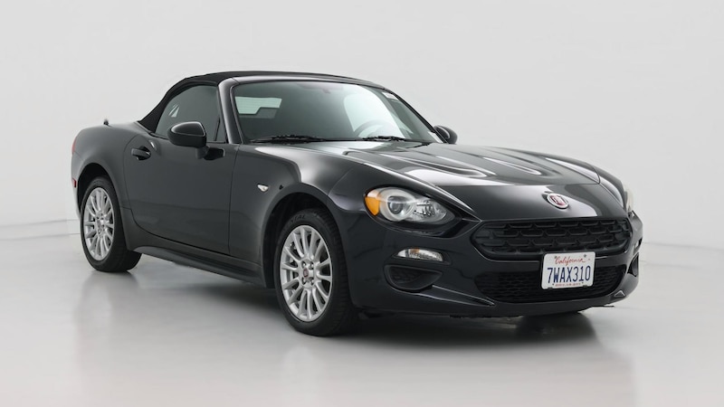 2017 Fiat 124 Spider Classica Hero Image