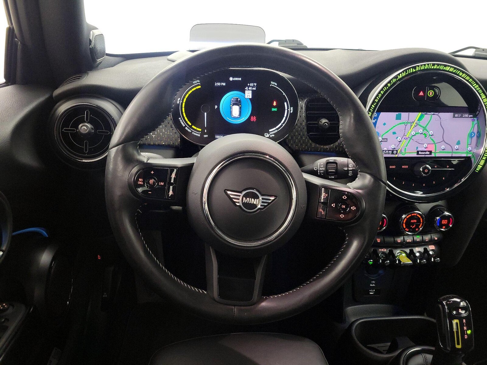 2022 MINI Hardtop 2 Door SE photo 11