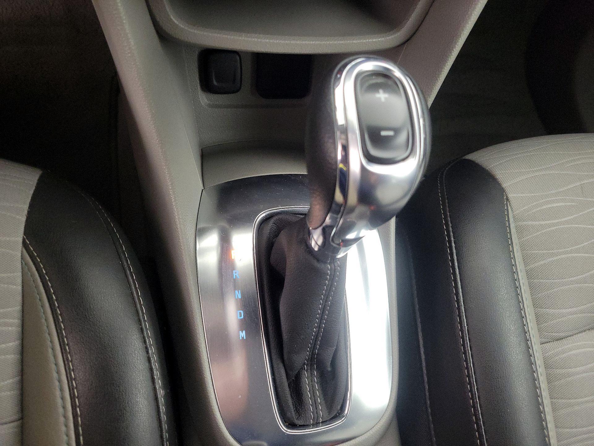 Thumbnail: 2015 Buick Encore - 17