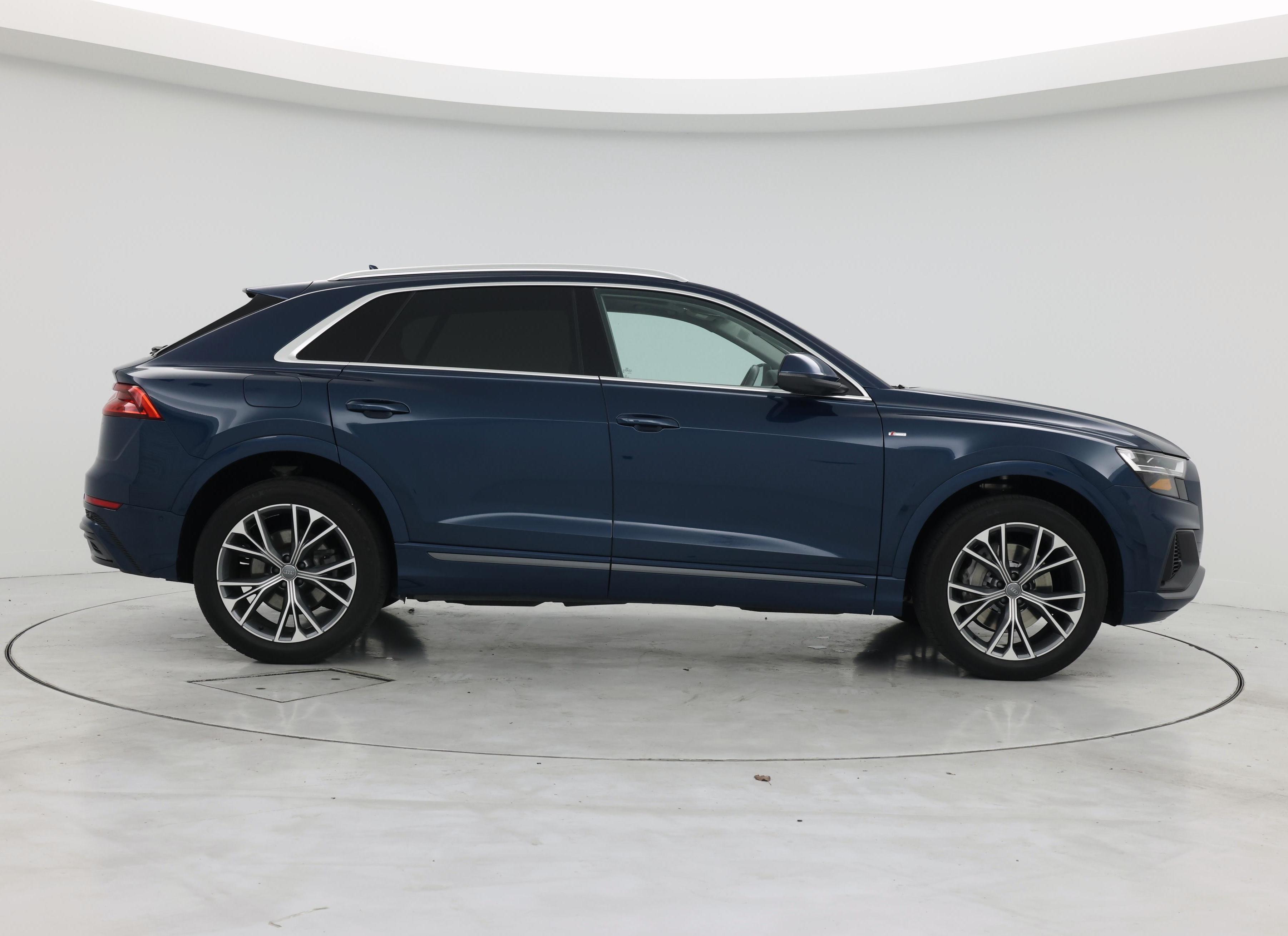 Thumbnail: 2020 Audi Q8 - 7