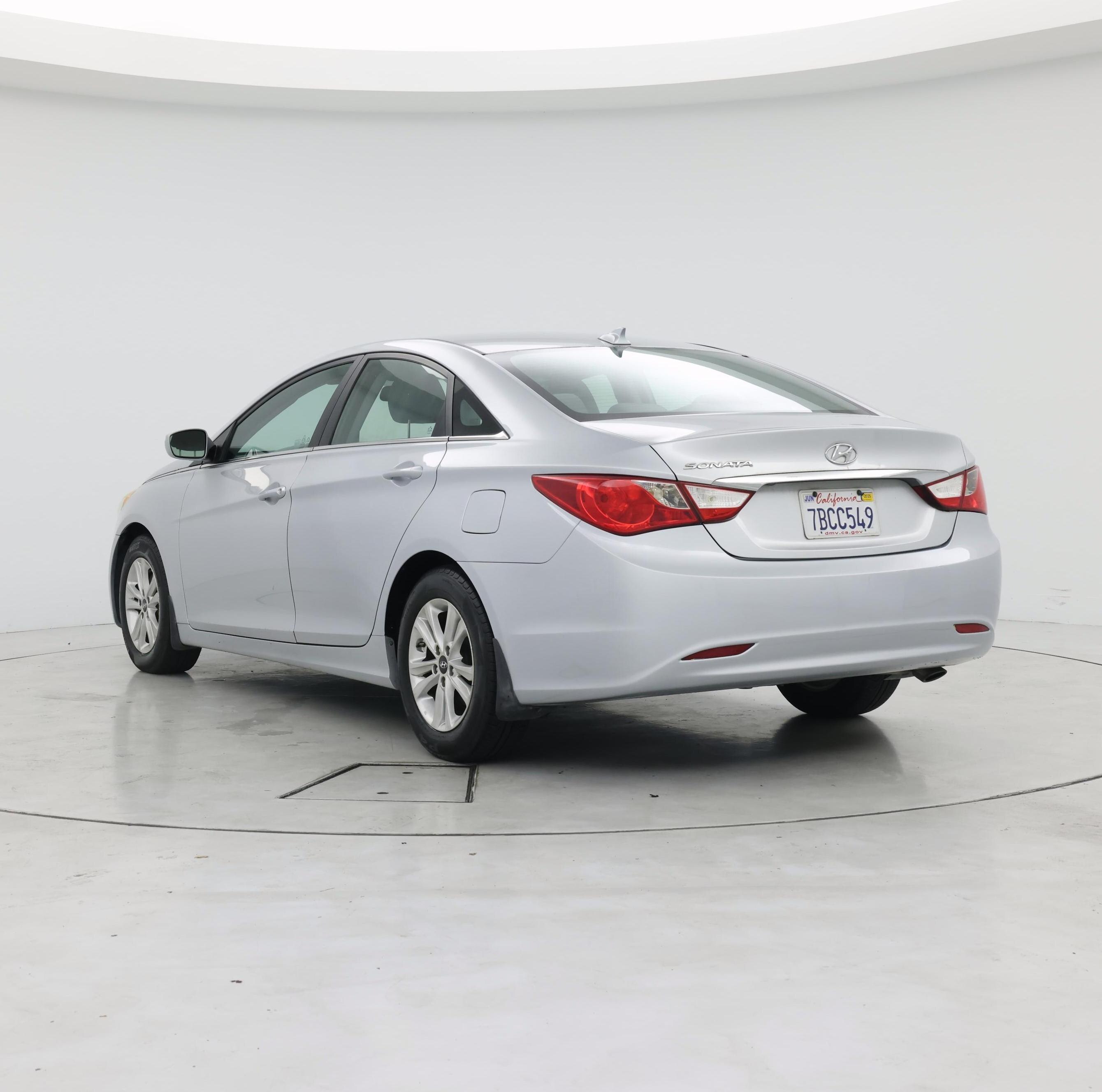 Thumbnail: 2013 Hyundai Sonata - 2