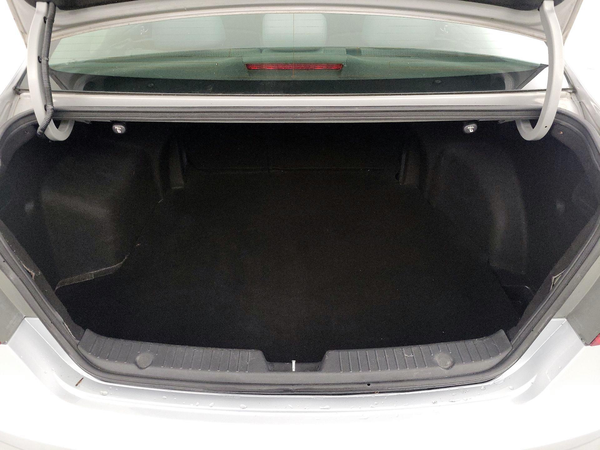 Thumbnail: 2013 Hyundai Sonata - 19
