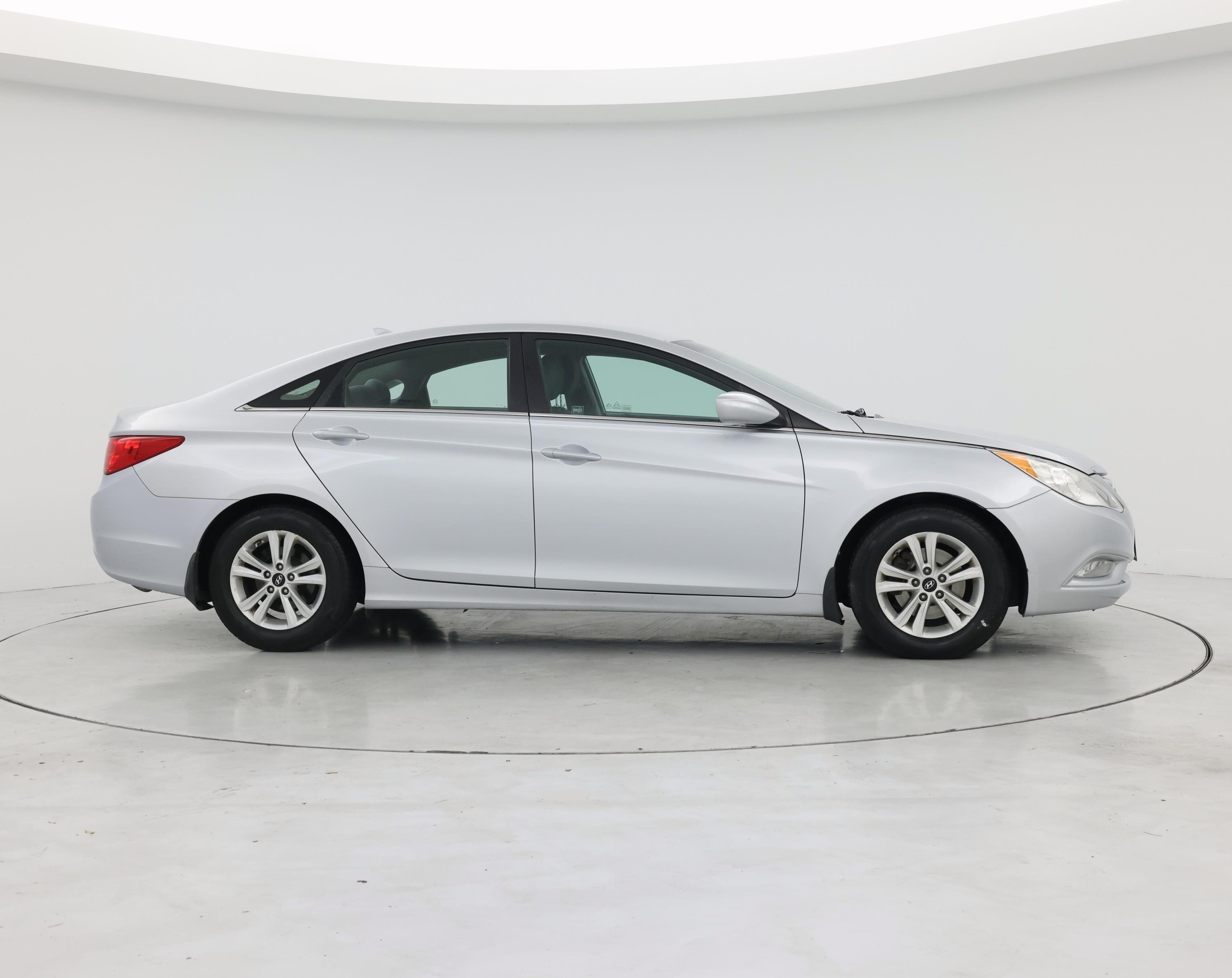 Thumbnail: 2013 Hyundai Sonata - 7