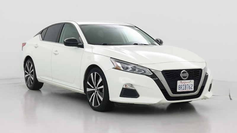 2019 Nissan Altima SR Hero Image