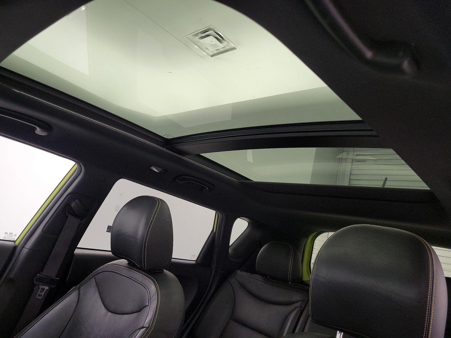 Thumbnail: 2015 Kia Soul - 20