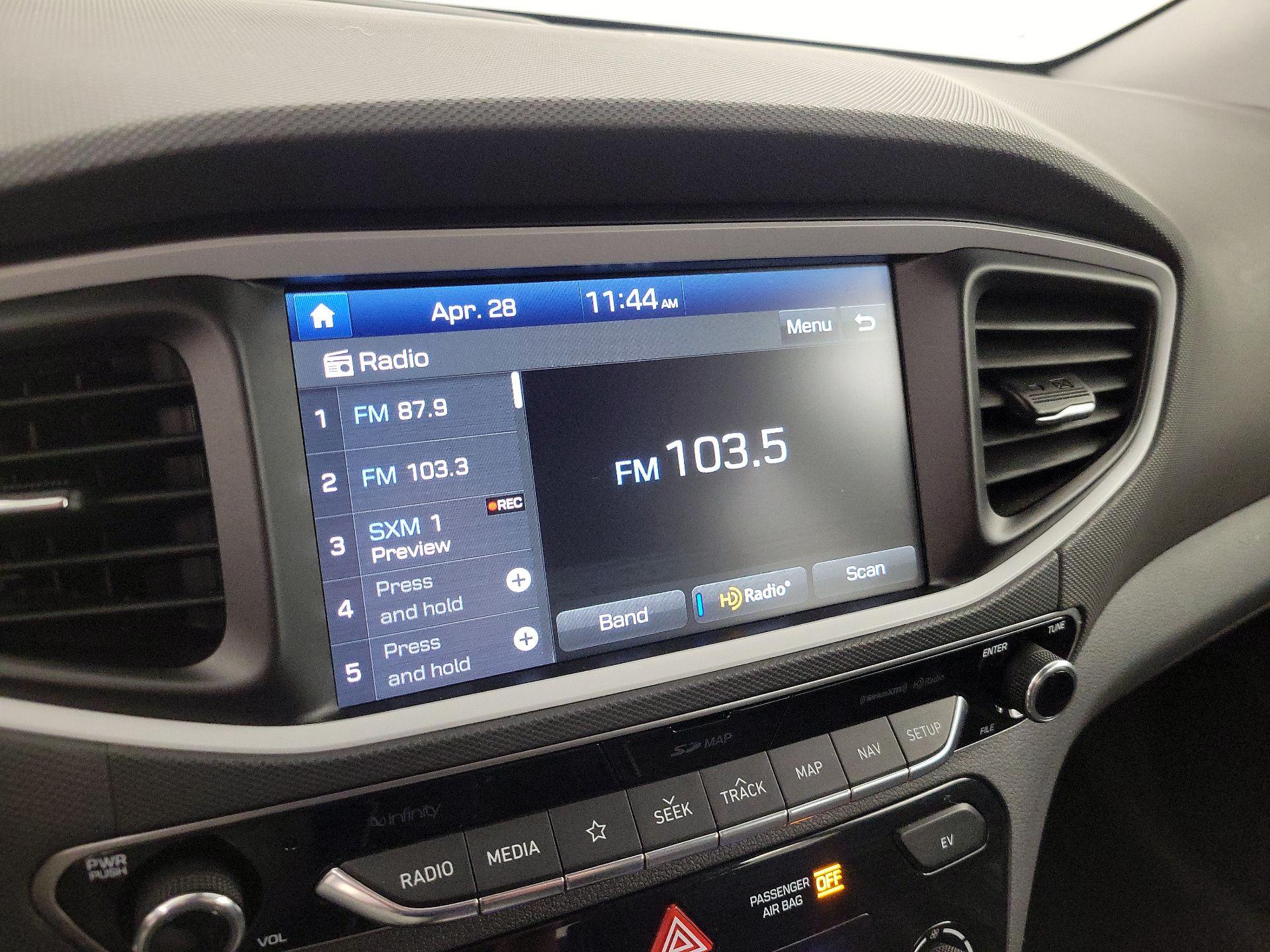 Thumbnail: 2019 Hyundai Ioniq - 16