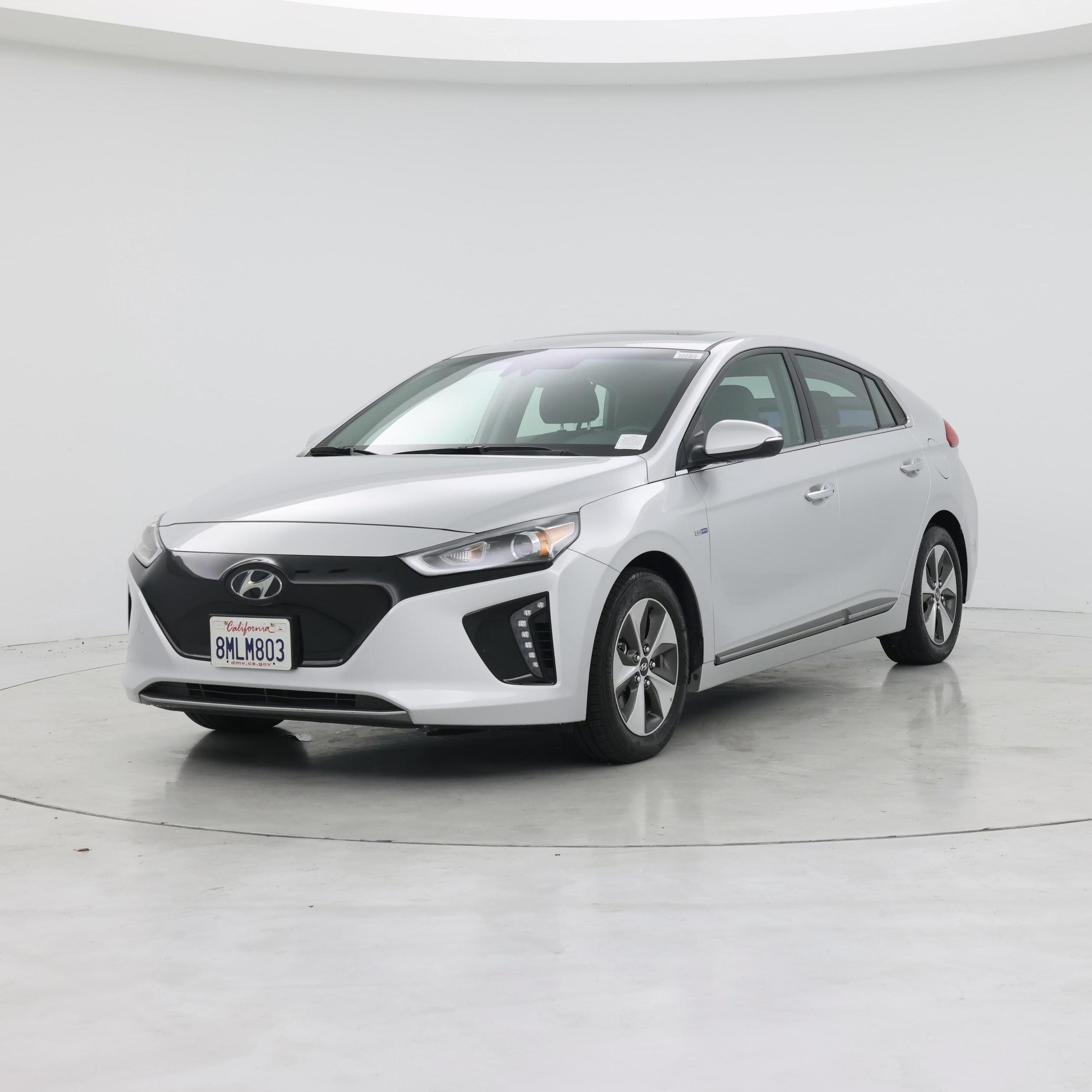 Thumbnail: 2019 Hyundai Ioniq - 4