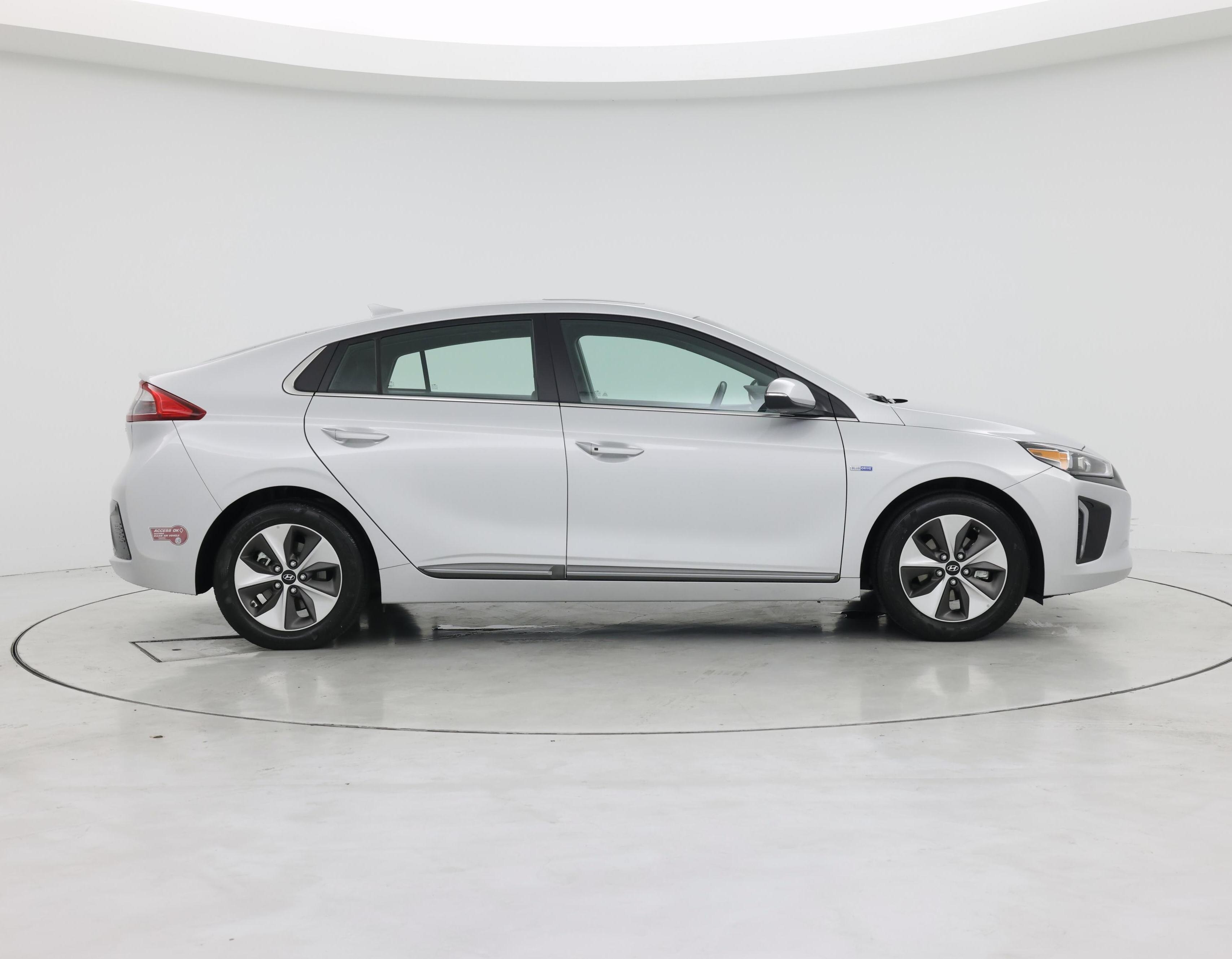 Thumbnail: 2019 Hyundai Ioniq - 7