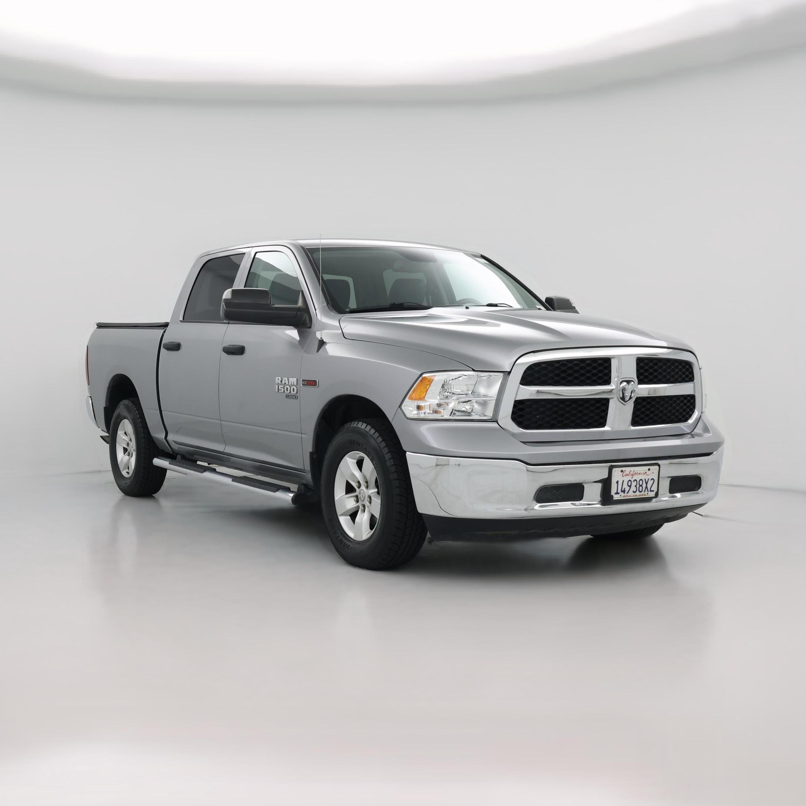 Thumbnail: 2019 RAM 1500 Classic - 1