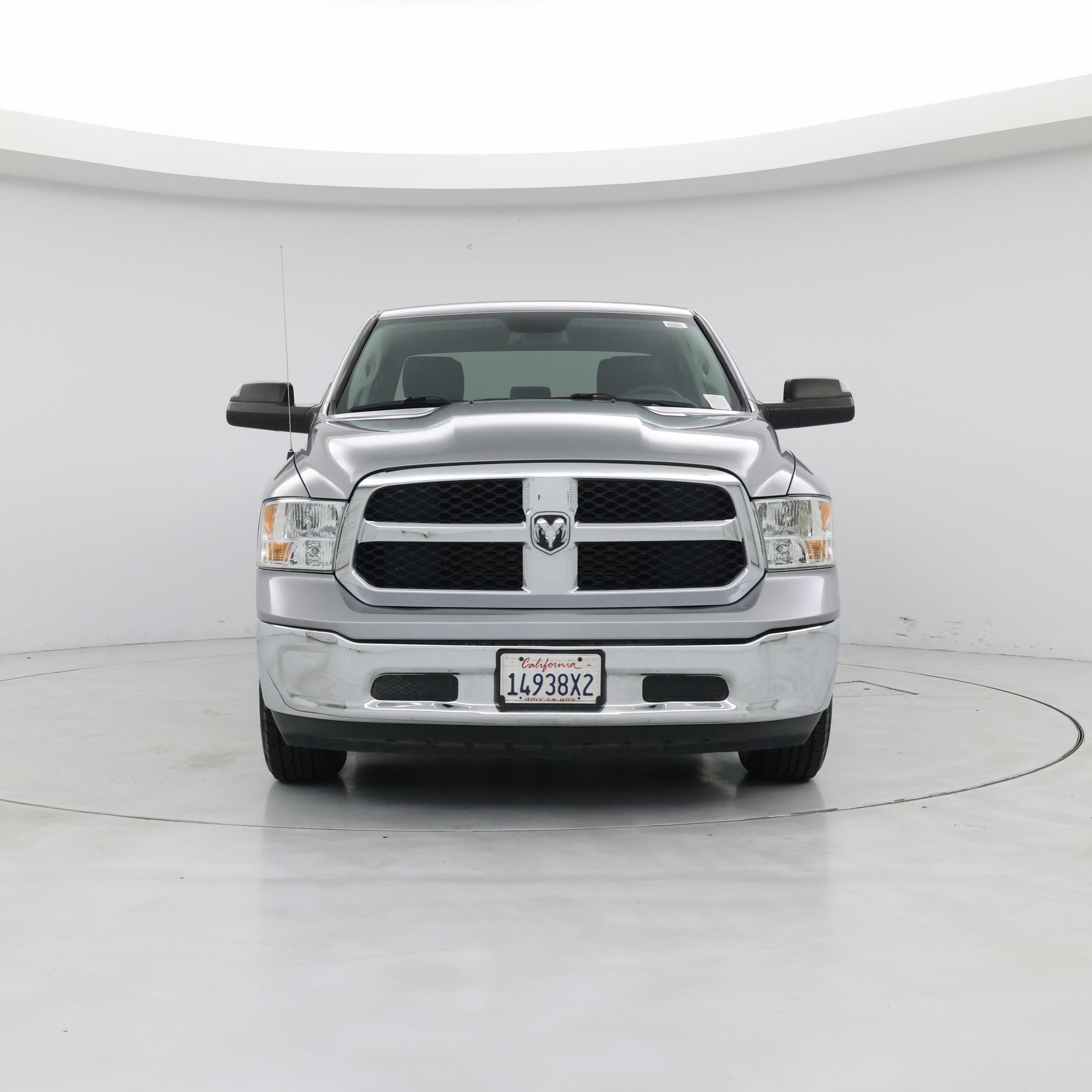 Thumbnail: 2019 RAM 1500 Classic - 5