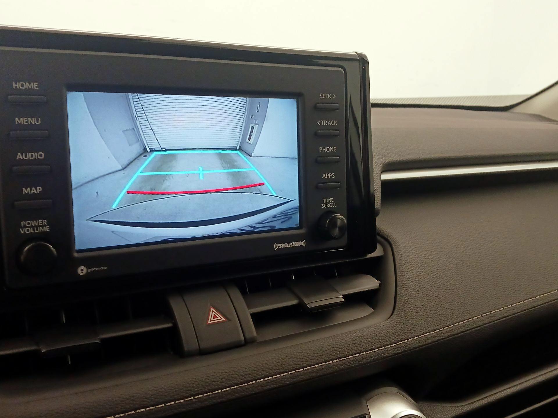 Thumbnail: 2021 Toyota RAV4 - 14
