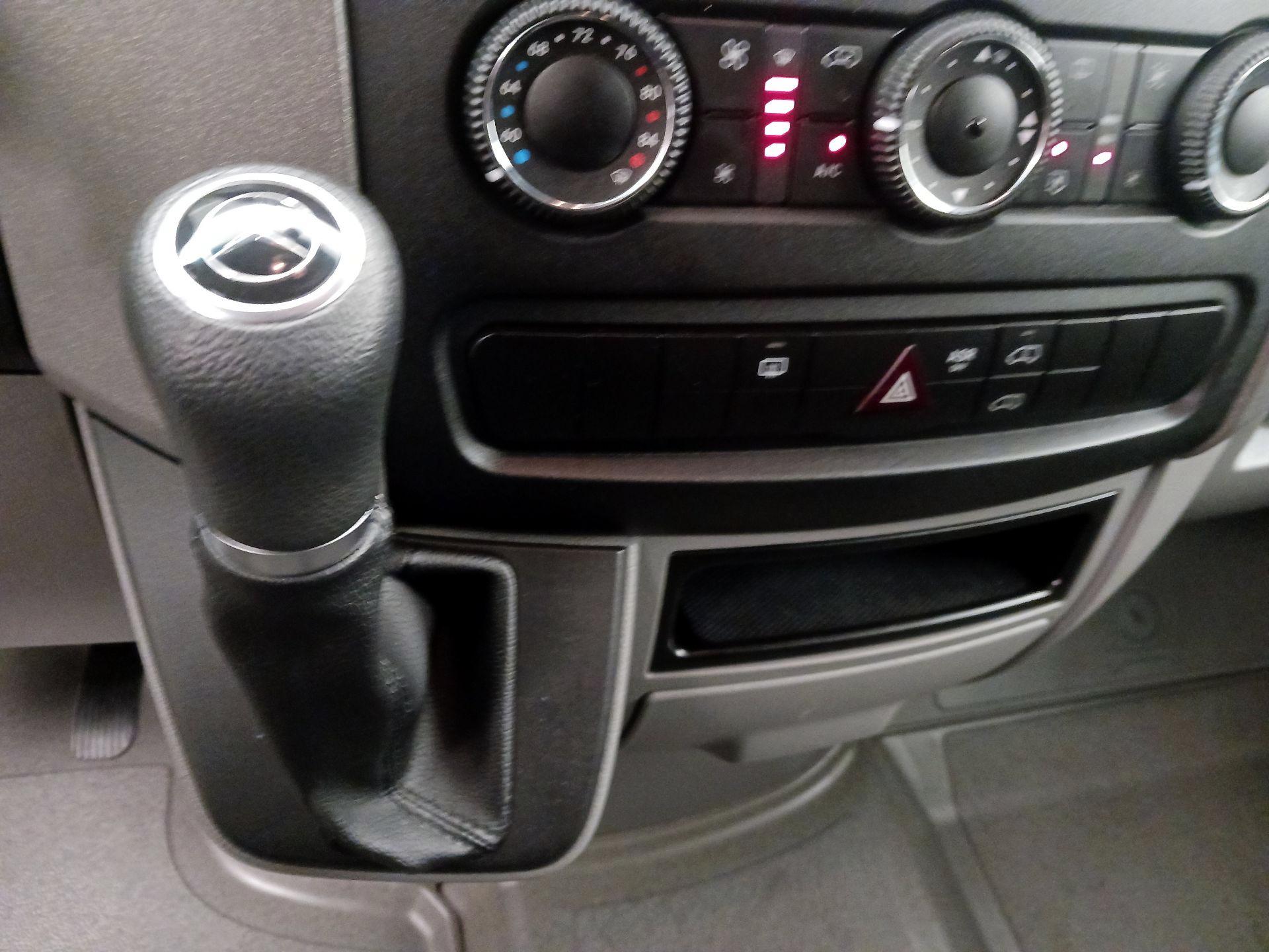 Thumbnail: 2014 Mercedes-Benz Sprinter - 16