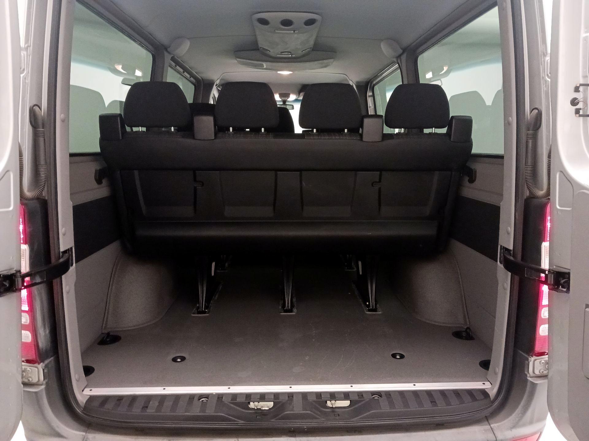 Thumbnail: 2014 Mercedes-Benz Sprinter - 17