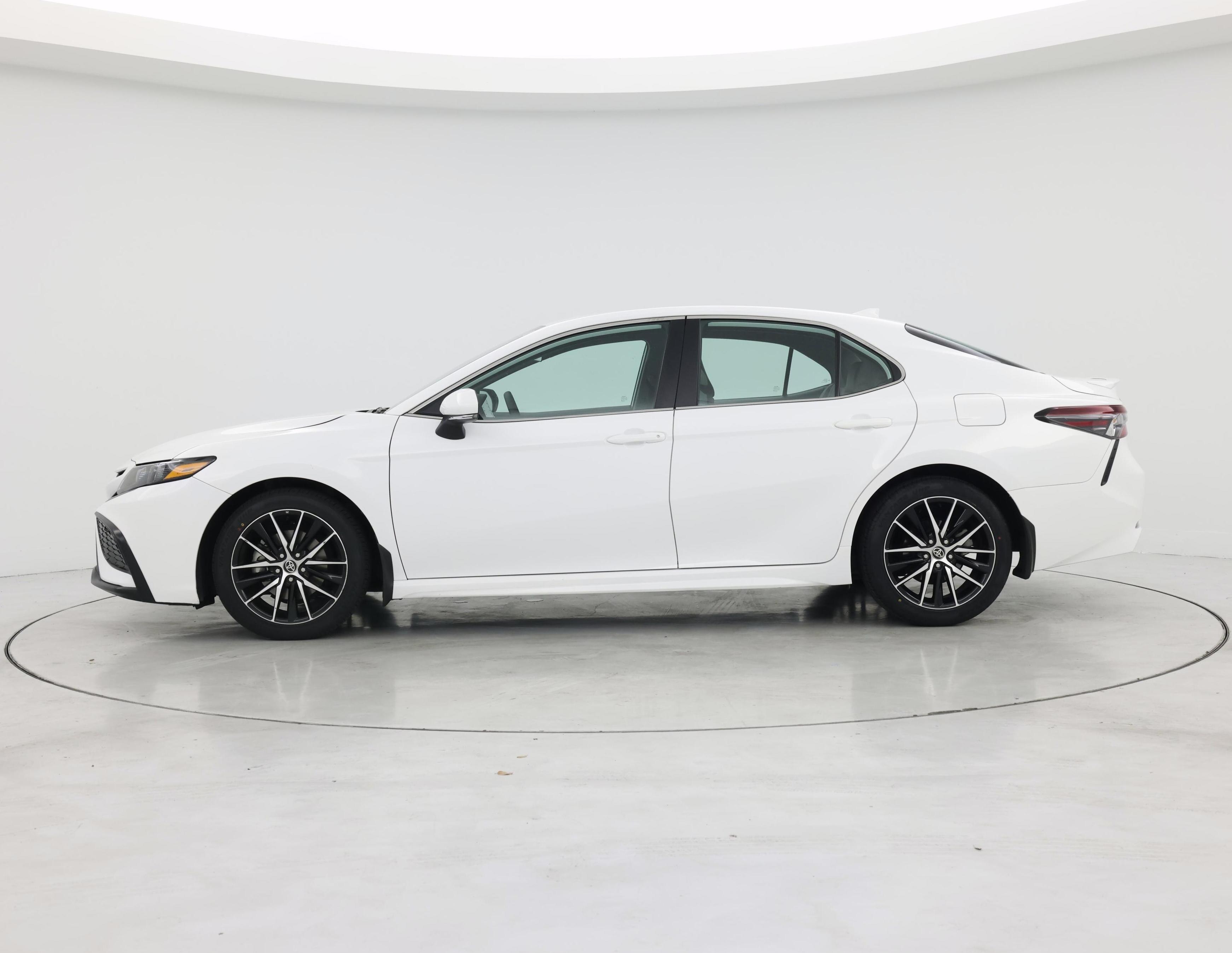 Thumbnail: 2023 Toyota Camry - 3