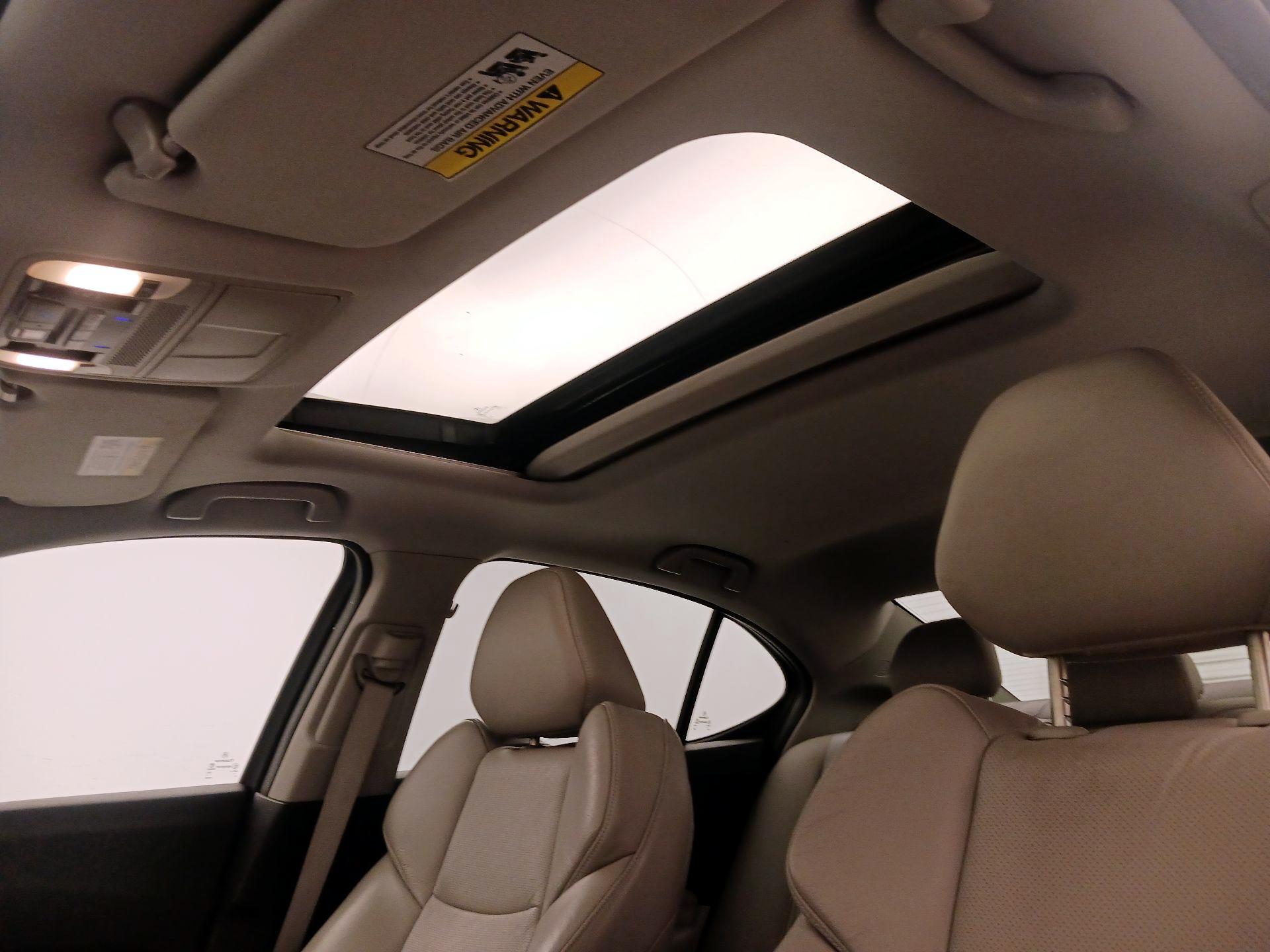 Thumbnail: 2015 Acura TLX - 20