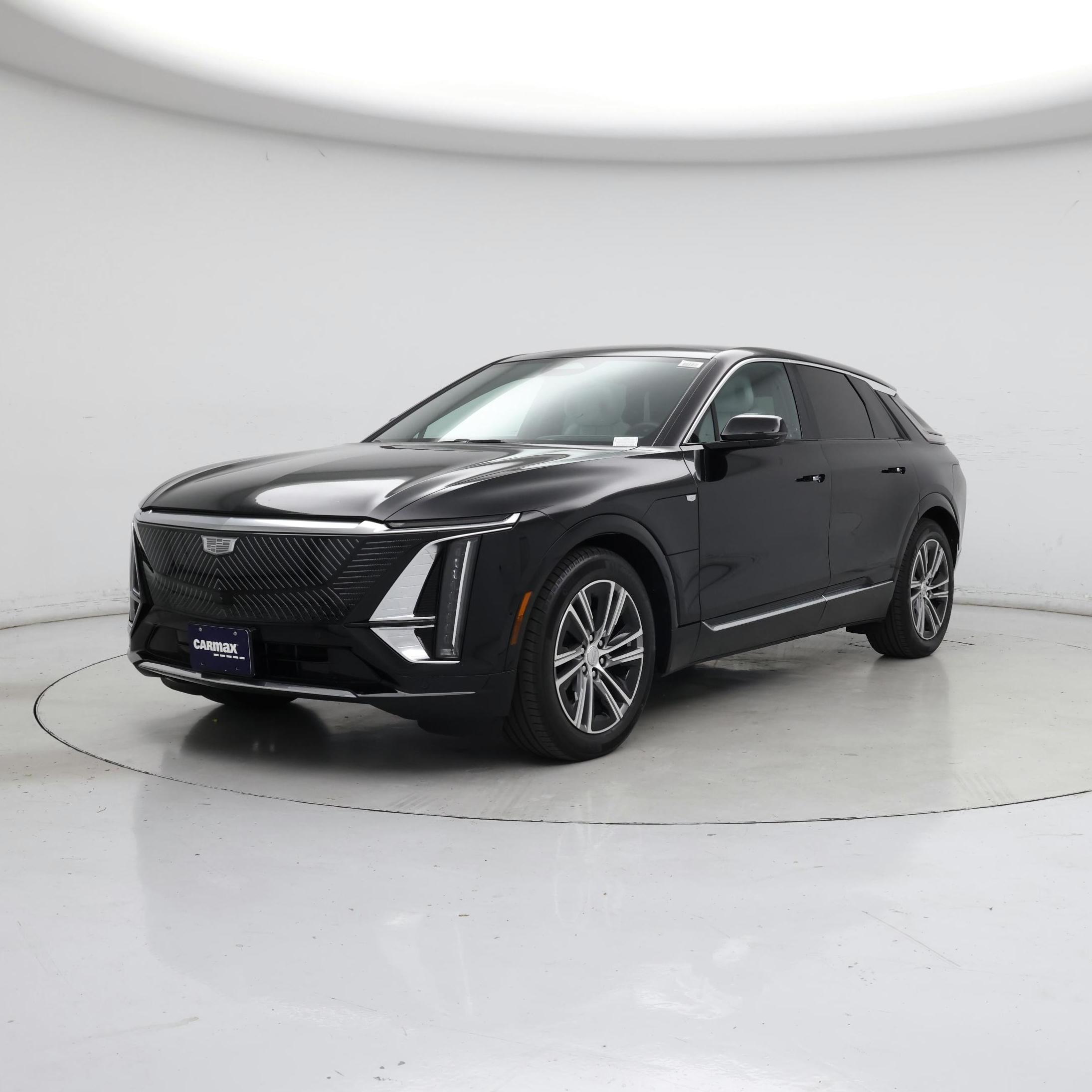 Thumbnail: 2024 Cadillac Lyriq - 4