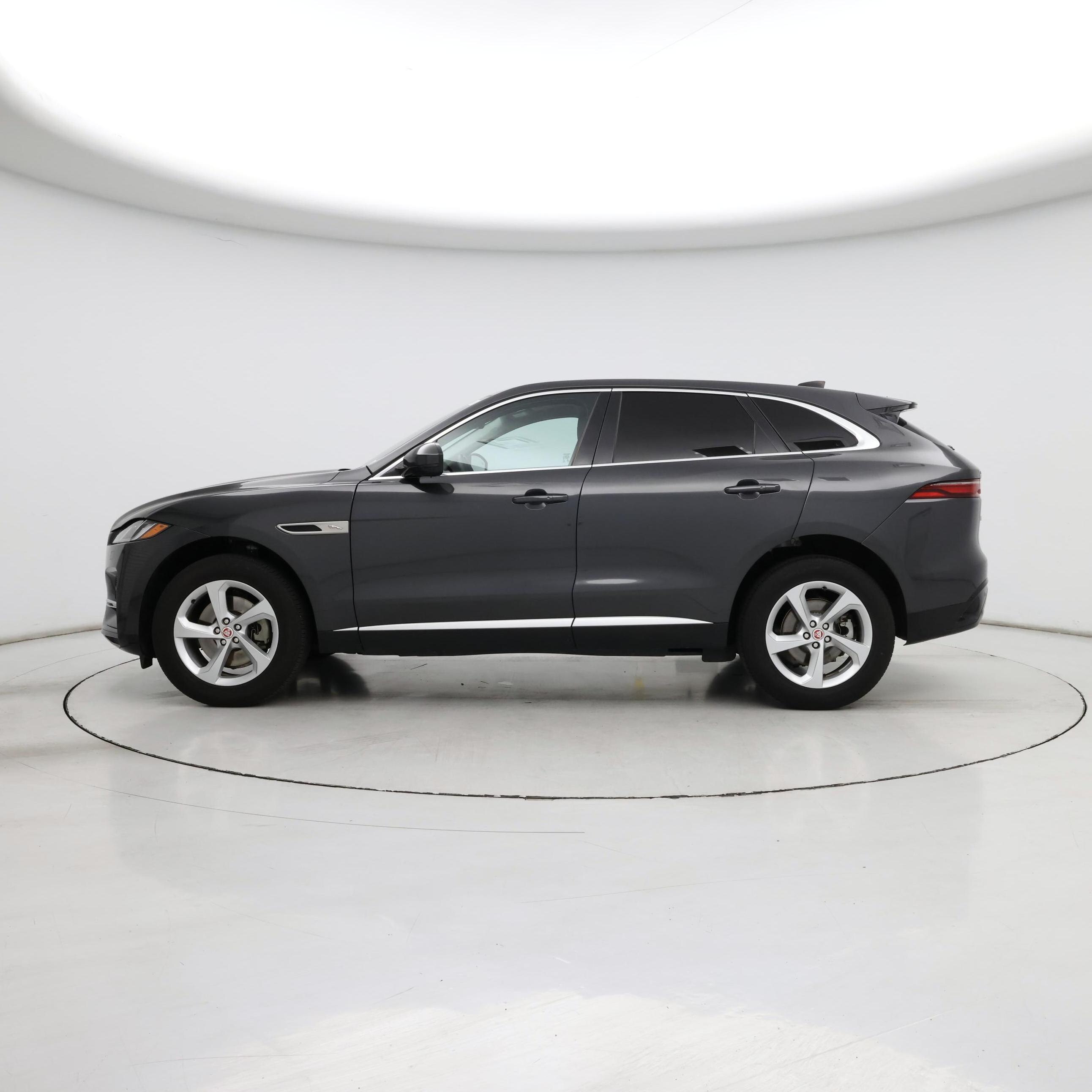 Thumbnail: 2023 Jaguar F-Pace - 3