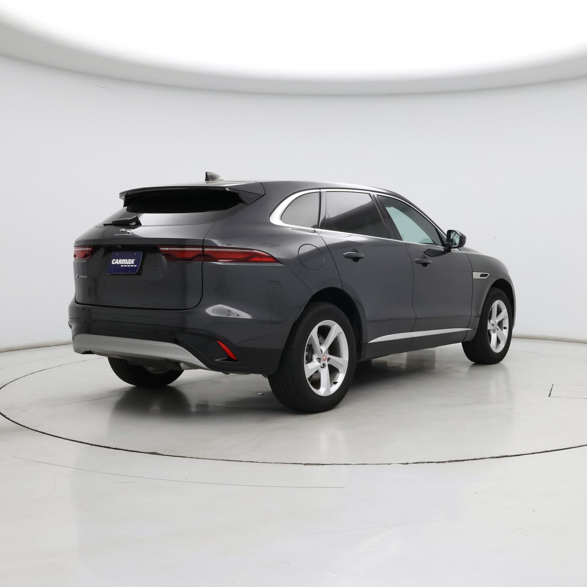 Thumbnail: 2023 Jaguar F-Pace - 8