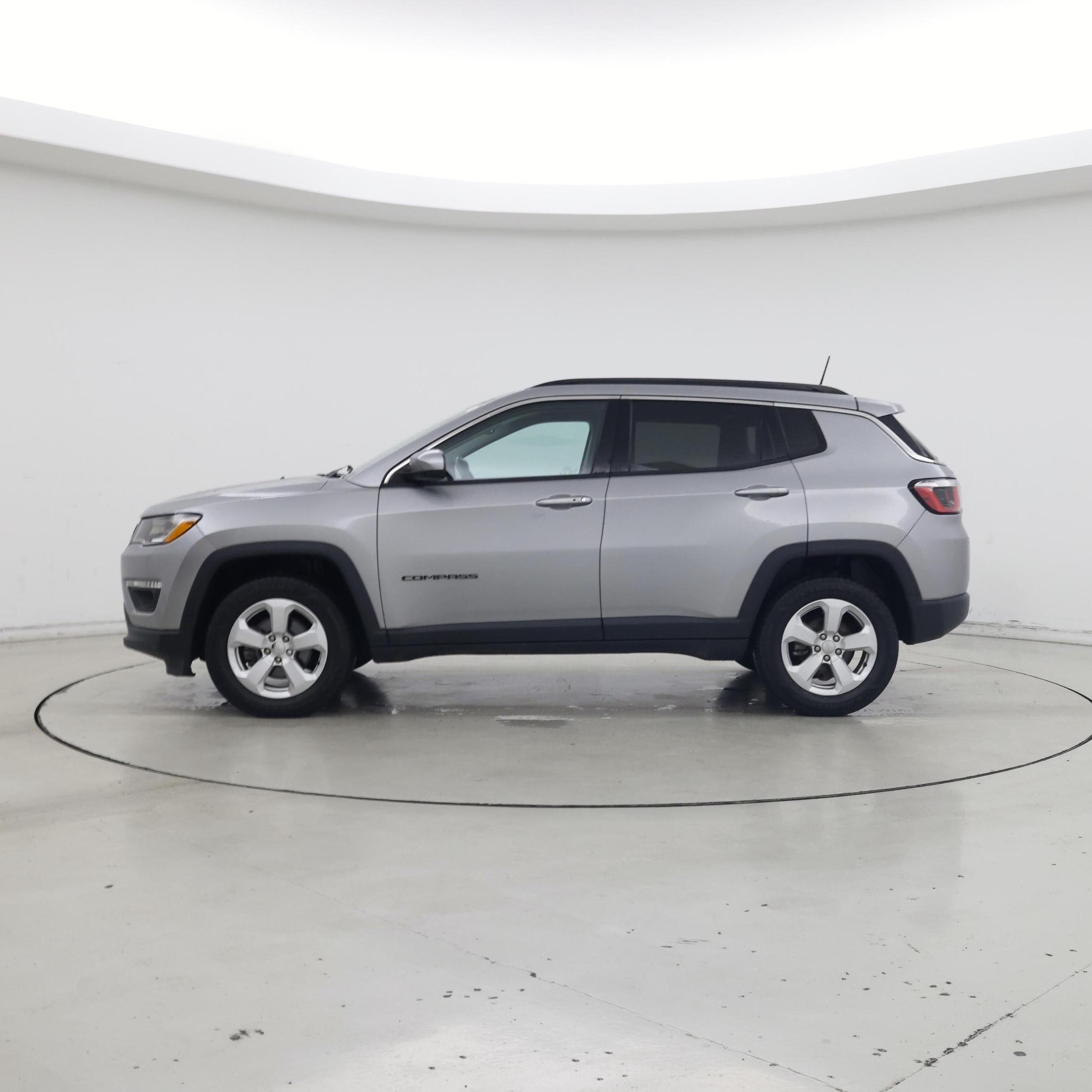 Thumbnail: 2020 Jeep Compass - 3