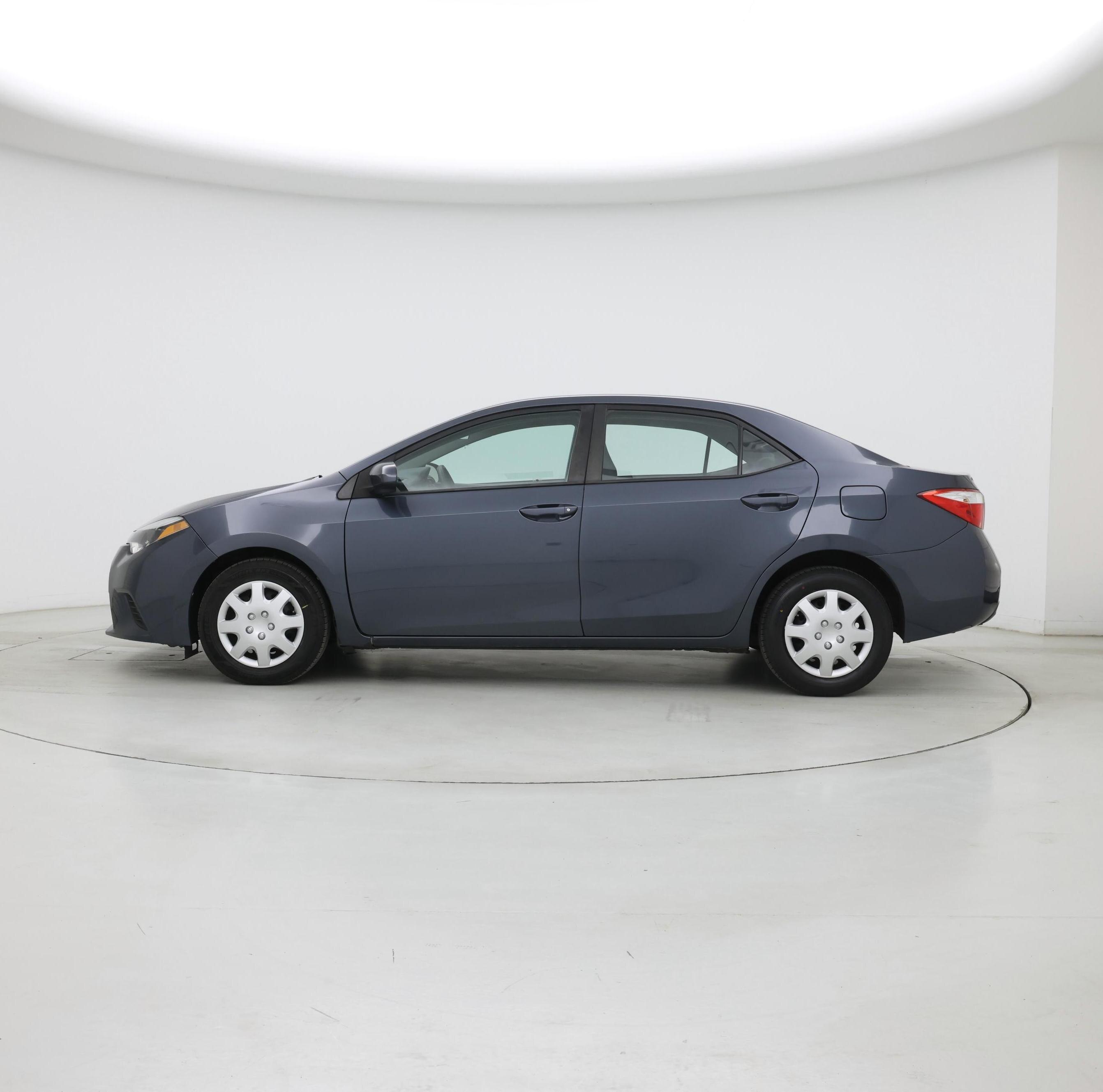Thumbnail: 2015 Toyota Corolla - 3