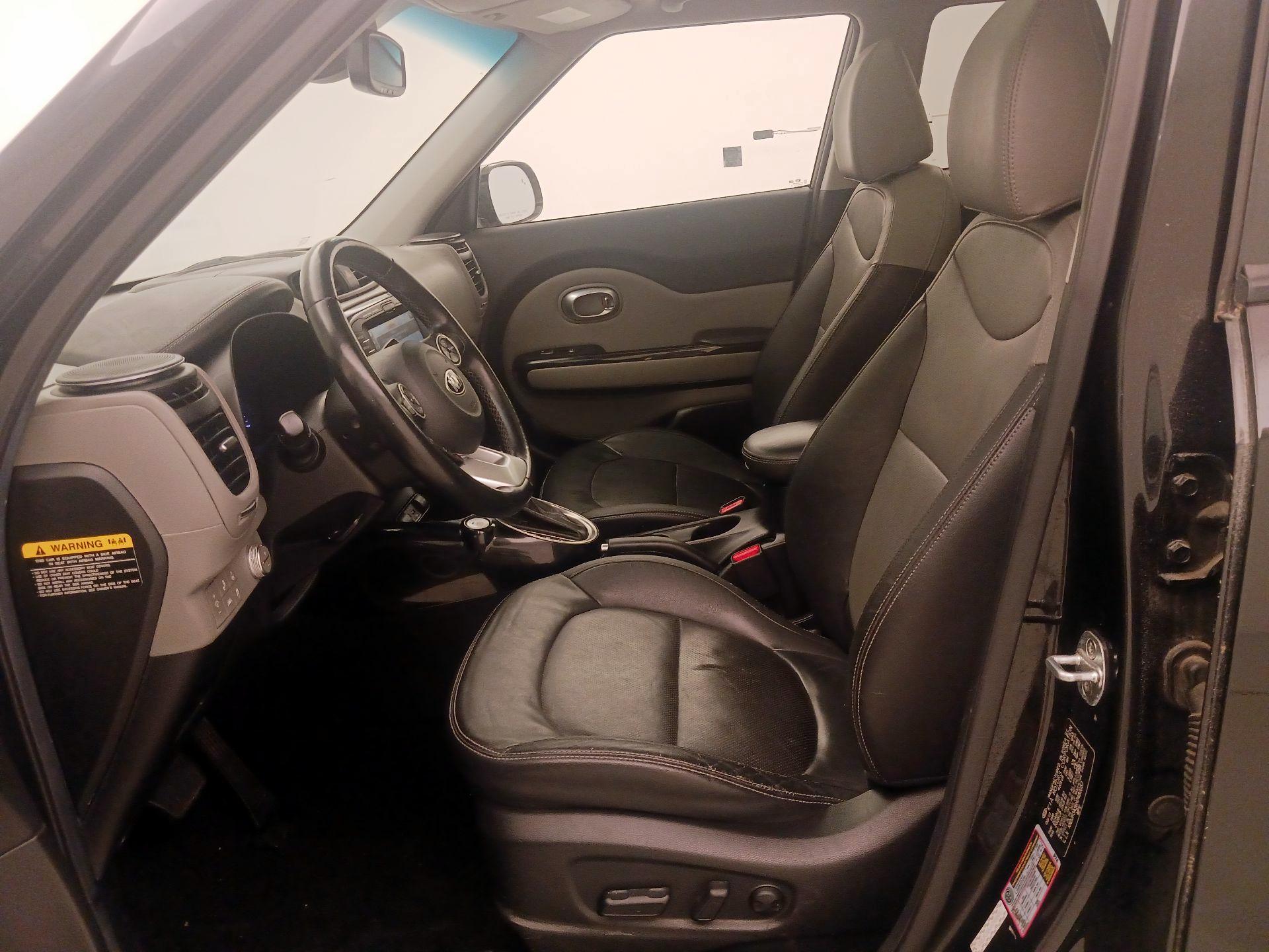 Thumbnail: 2017 Kia Soul - 11