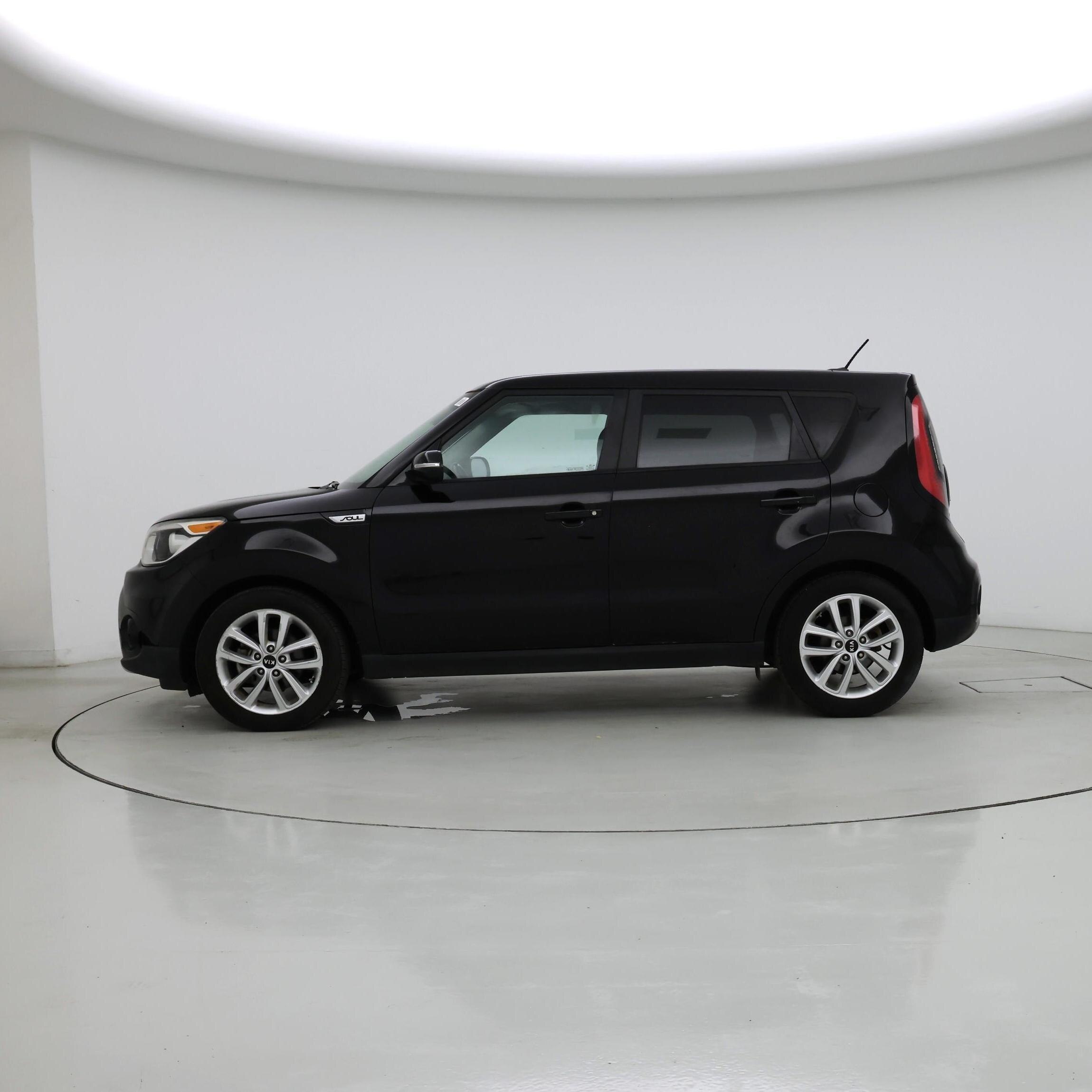 Thumbnail: 2017 Kia Soul - 3