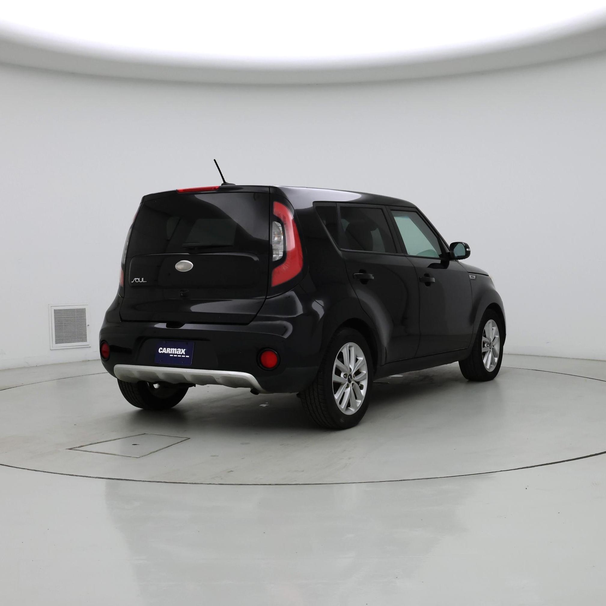 Thumbnail: 2017 Kia Soul - 8