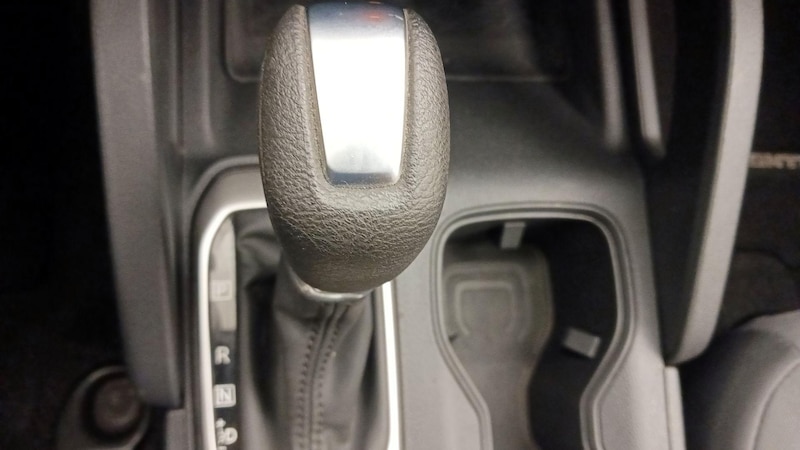 2022 Nissan Frontier S 17
