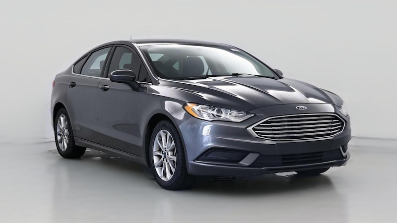 2017 Ford Fusion SE Hero Image